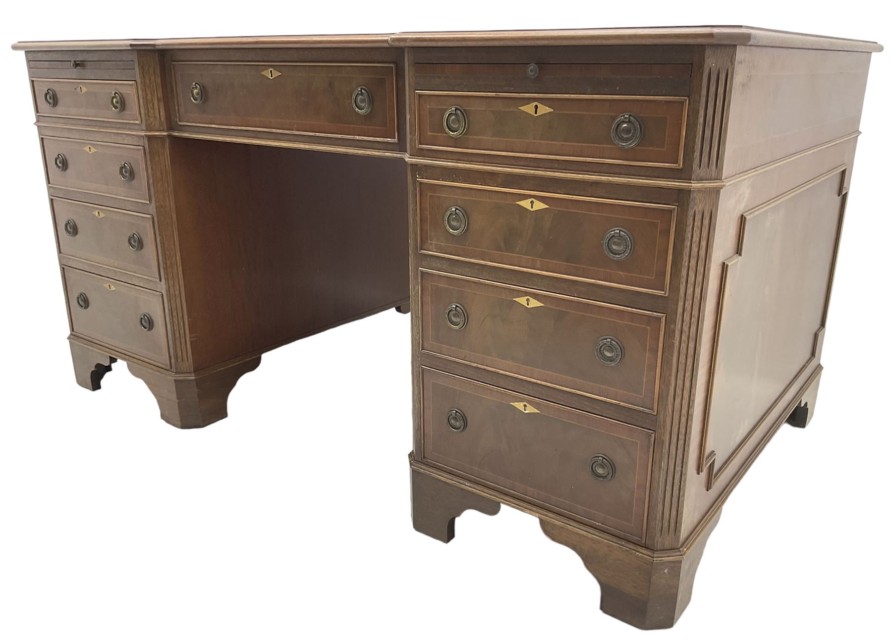Mid -20th century Georgian design mahogany twin pedestal desk - Image 3 of 7