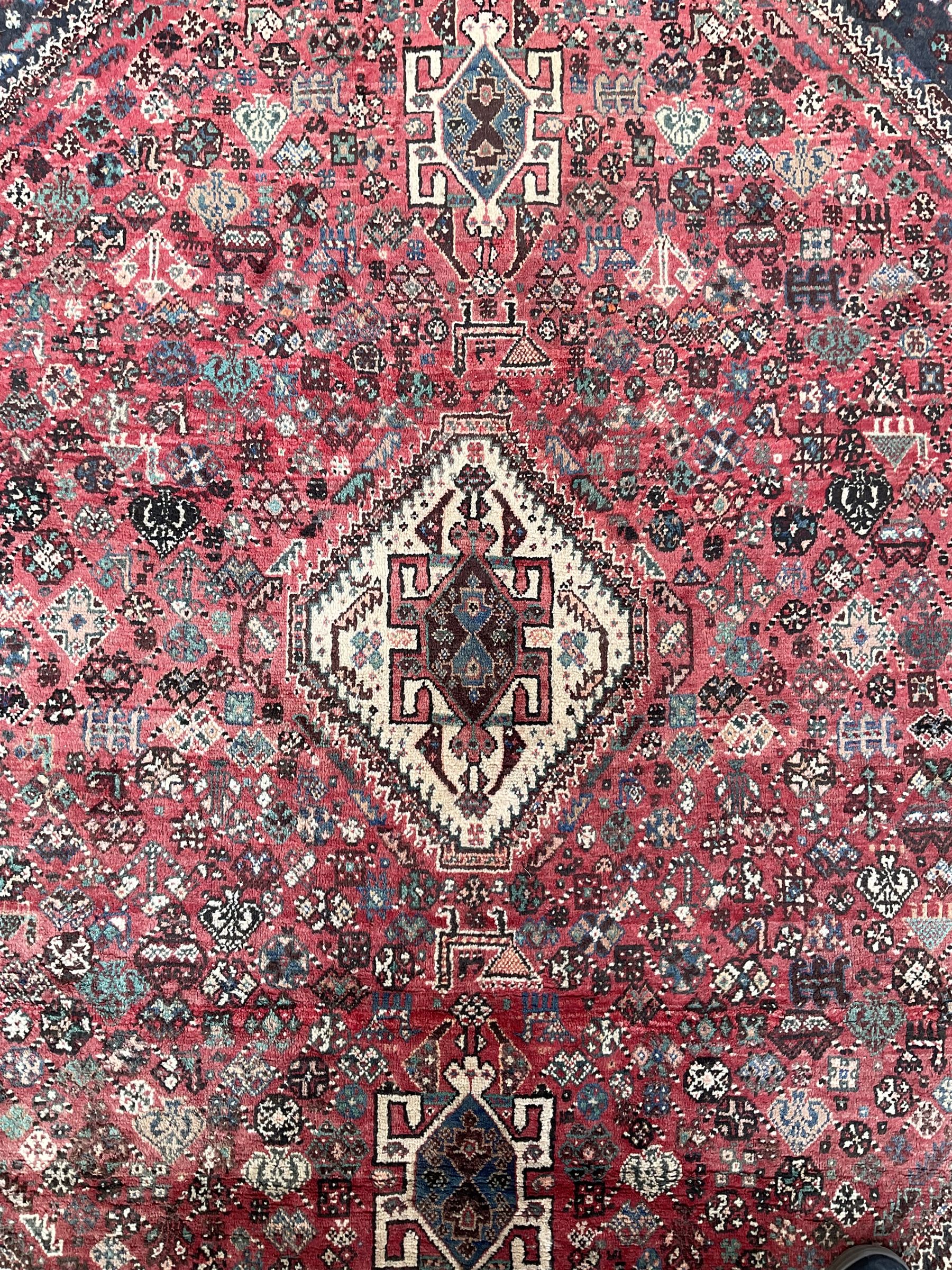 Persian Quashqai rug - Image 5 of 6