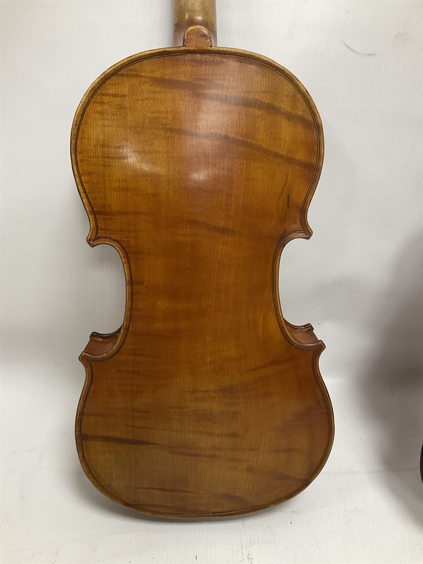 Four violins 1/8th size; half size with Nicolas Bertholini label; three-quarter size with Stradivari - Image 6 of 23