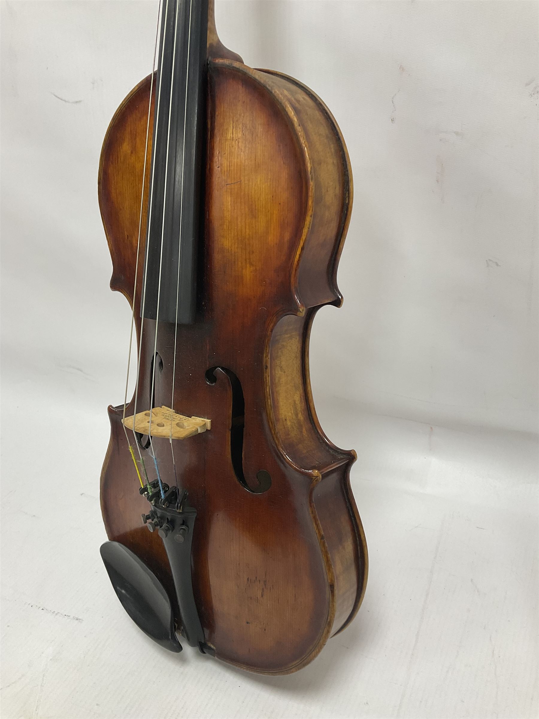 Full size violin and bow - Image 12 of 22
