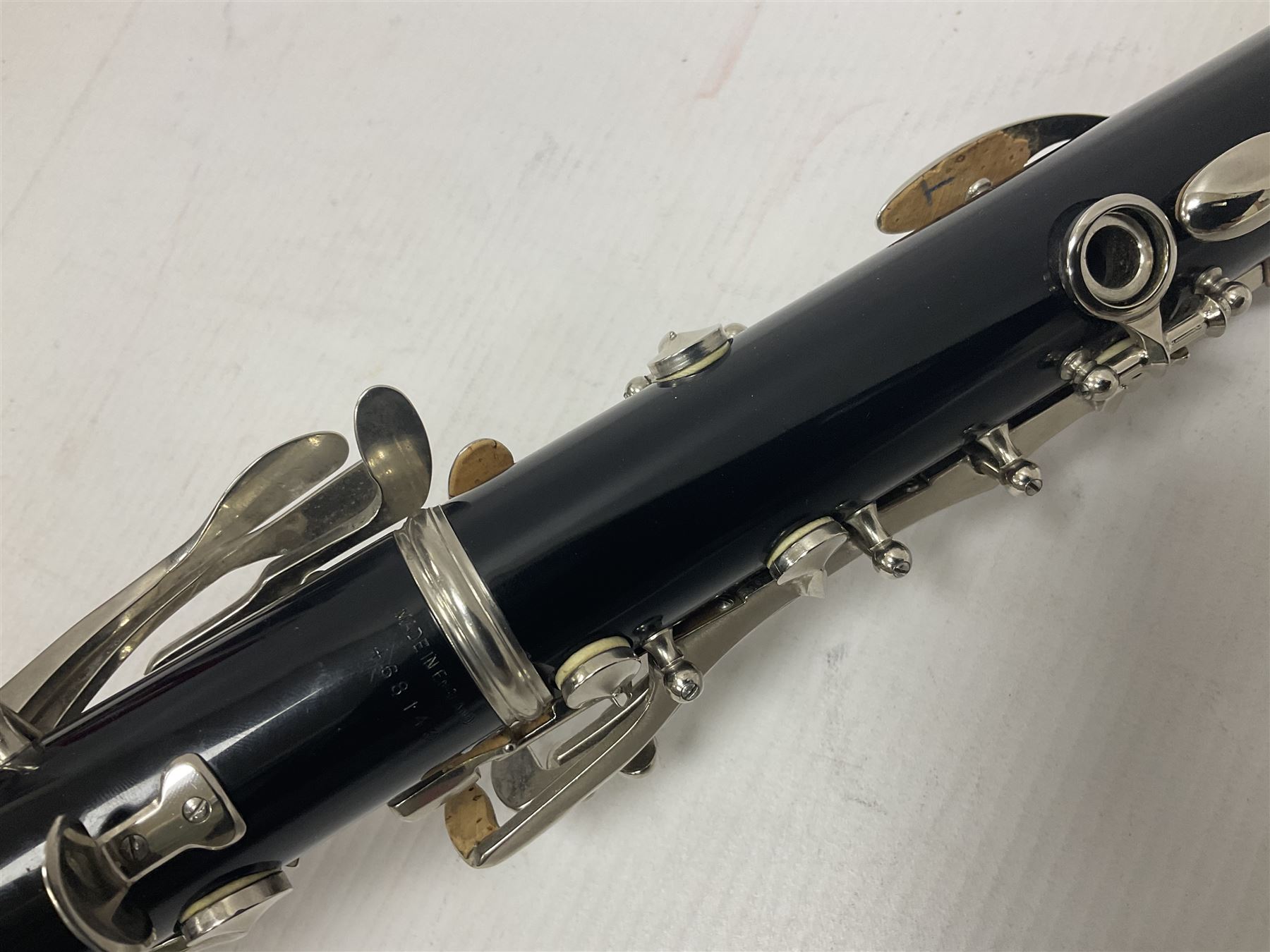 Boosey & Hawkes Regent B flat clarinet and accessories in a velvet lined fitted case - Image 11 of 19
