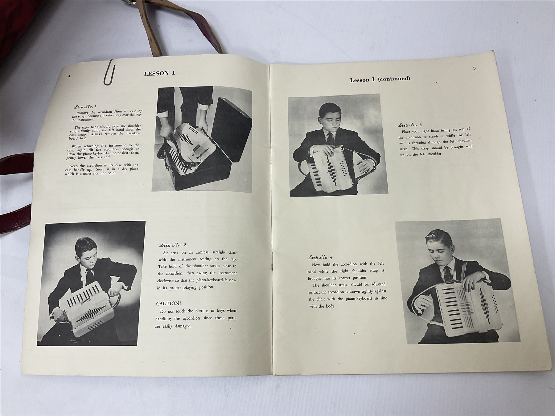 German Hohner student II compact accordion with 26 keys and 12 bass registers in a hard case With tu - Image 15 of 18