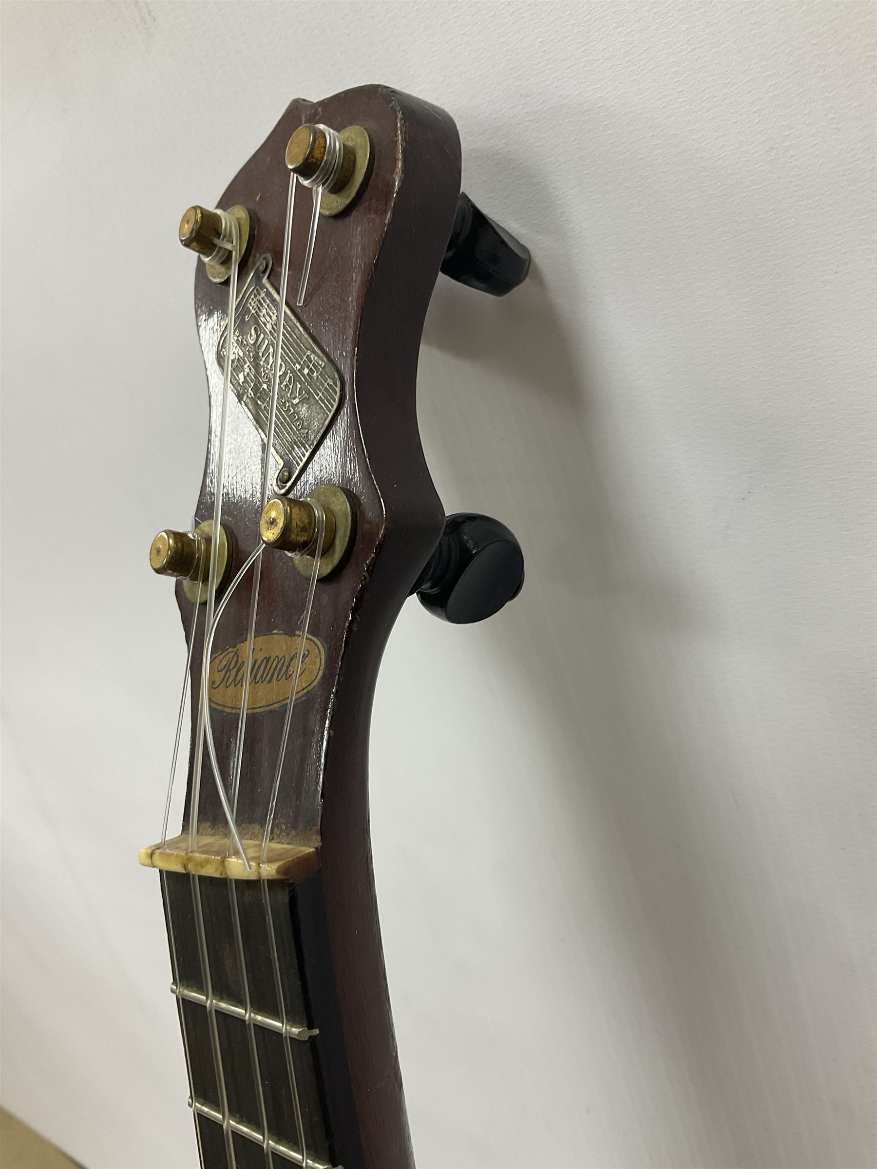 English Sunray 4-string mandolin in a shaped hard case - Image 8 of 20