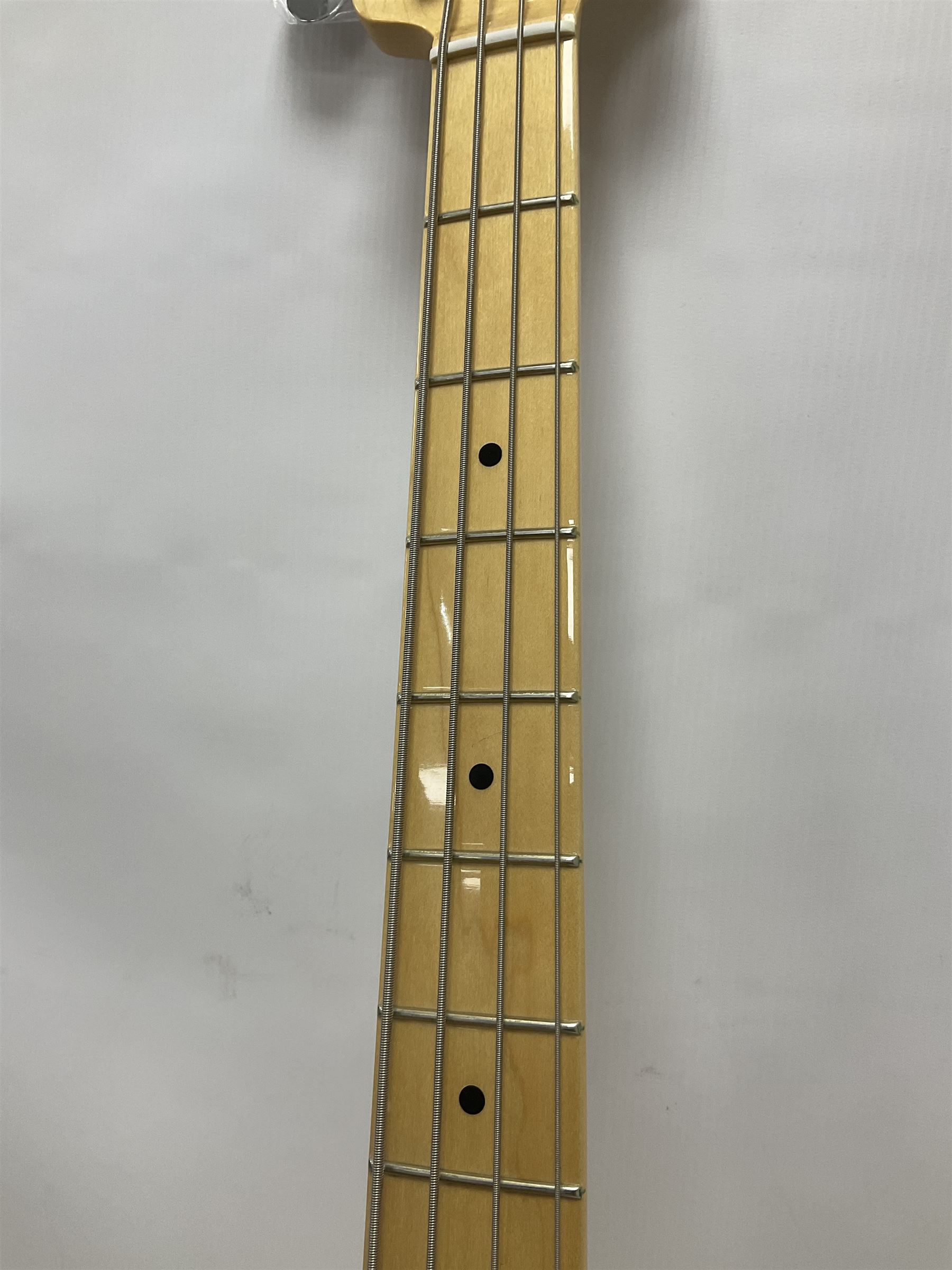 Fender Precision Bass guitar - Image 17 of 26