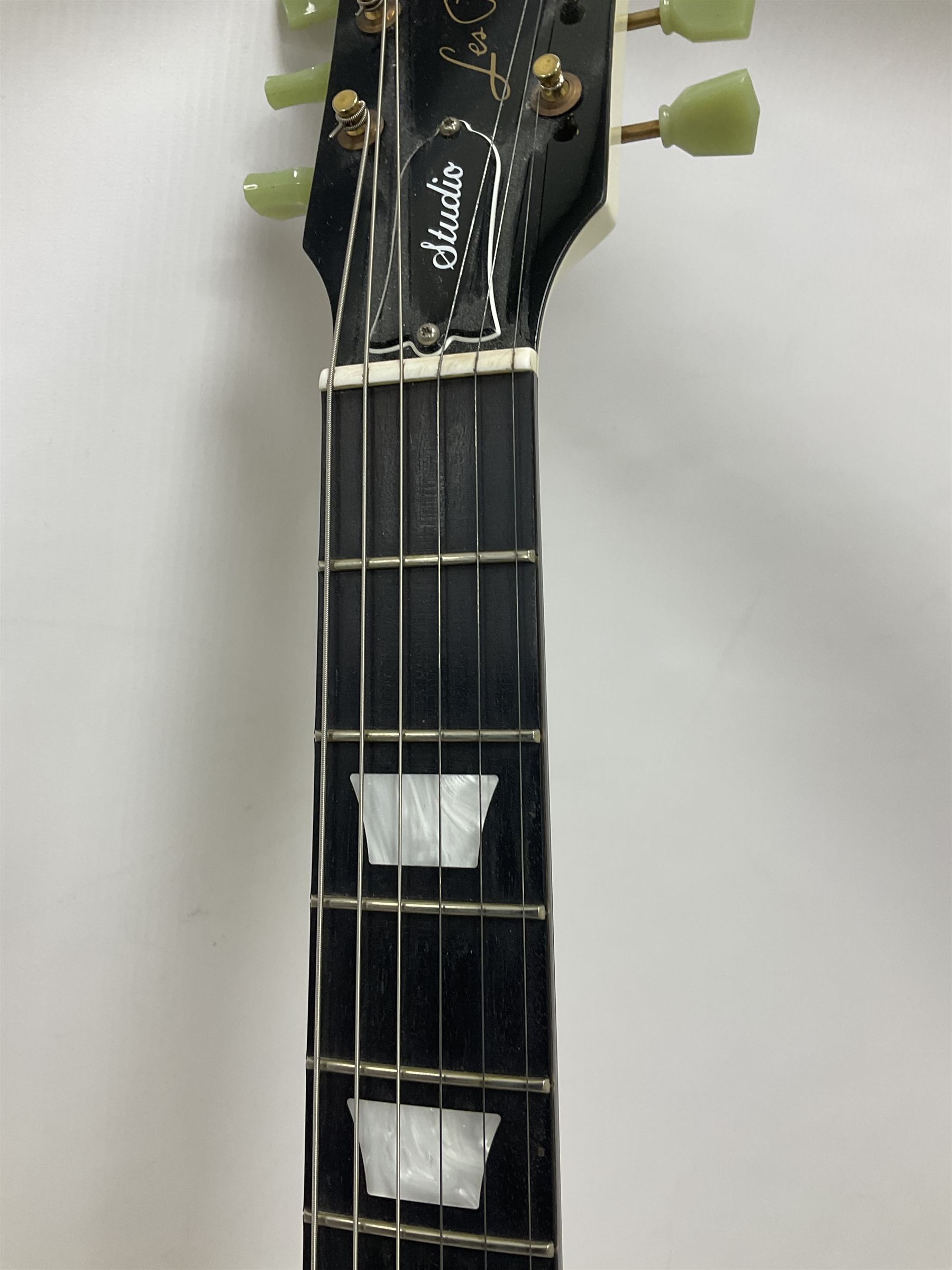 2010 Gibson Les Paul studio guitar - Image 11 of 24