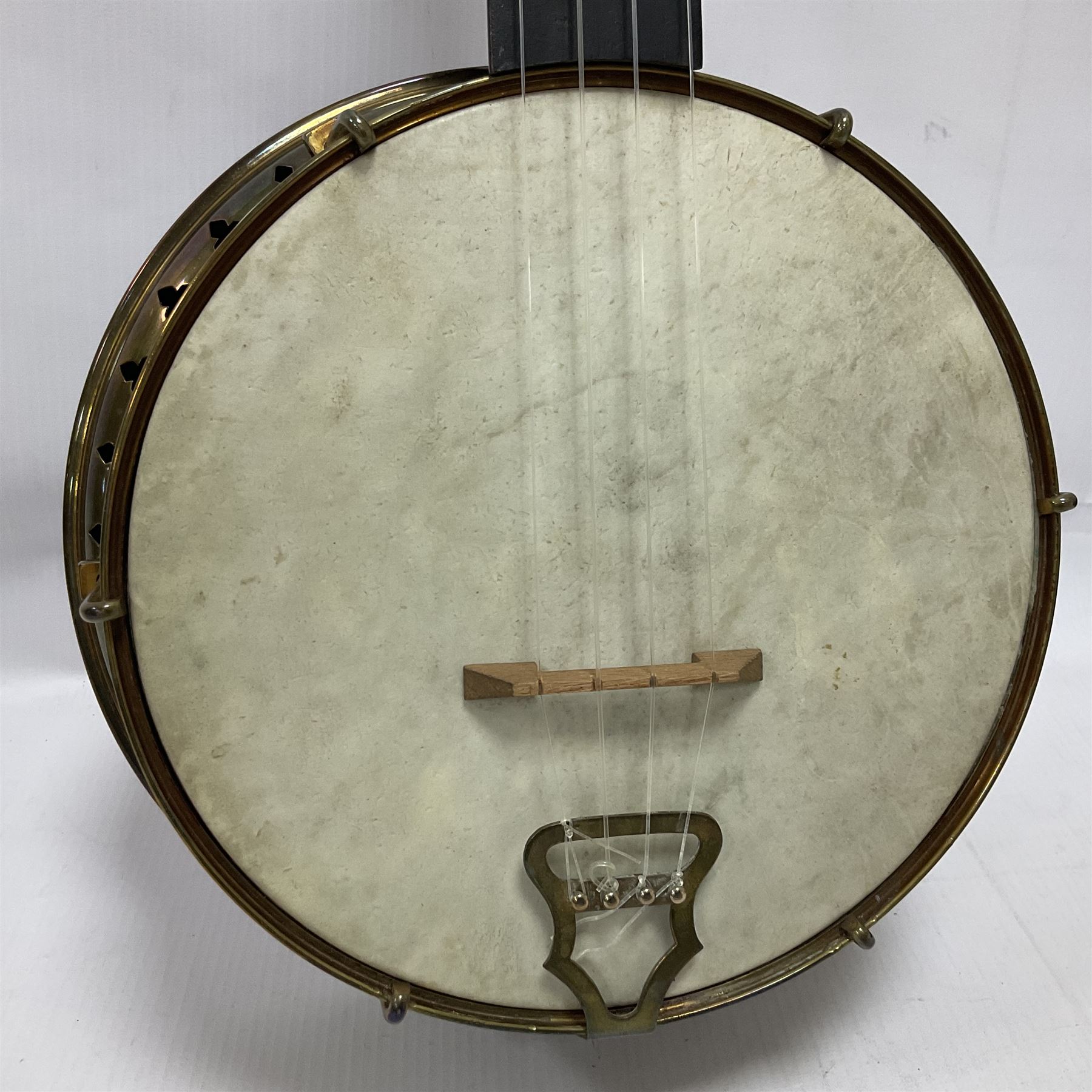 English Sunray 4-string mandolin in a shaped hard case - Image 2 of 20