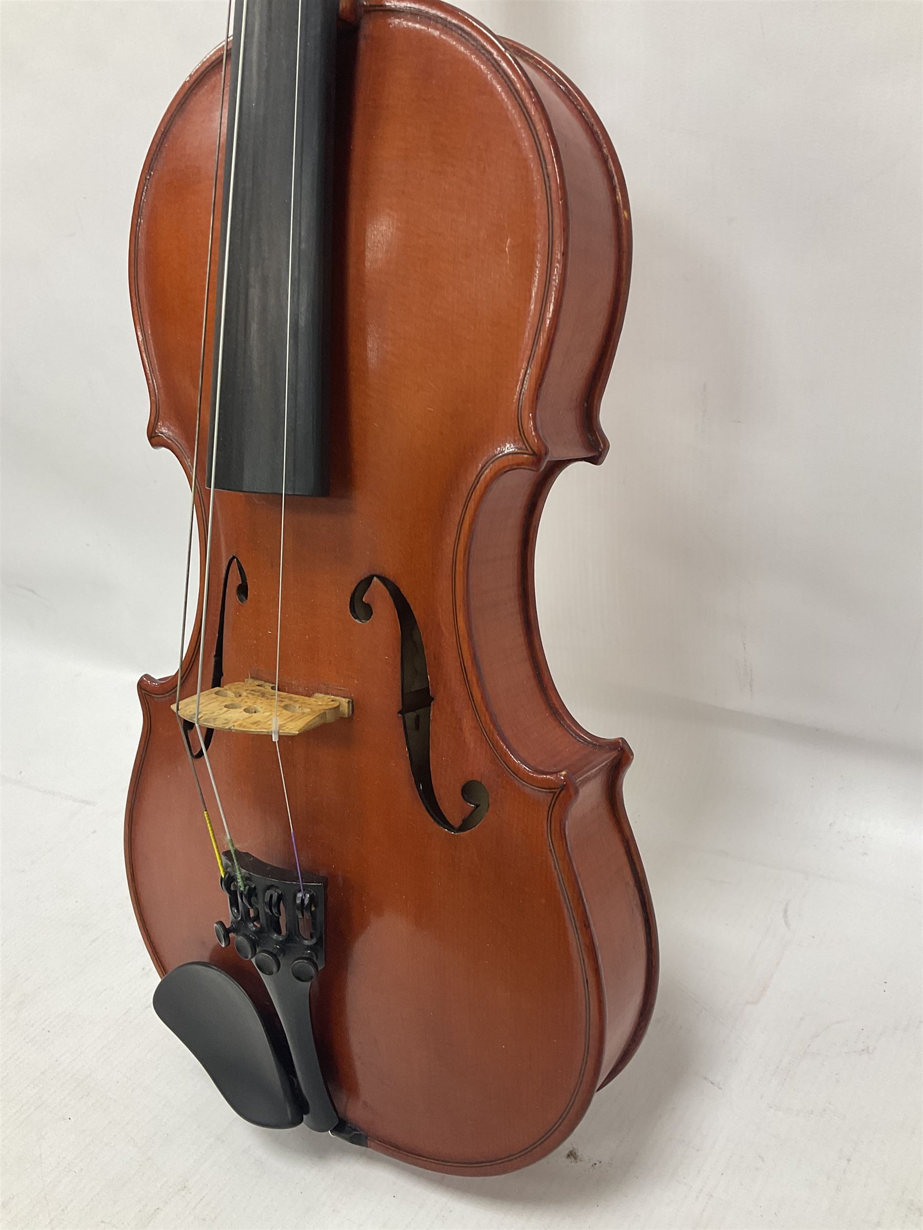 Stanley Harrison full size violin in a ridged case Harrison was a local luthier who lived in Howden - Image 9 of 19