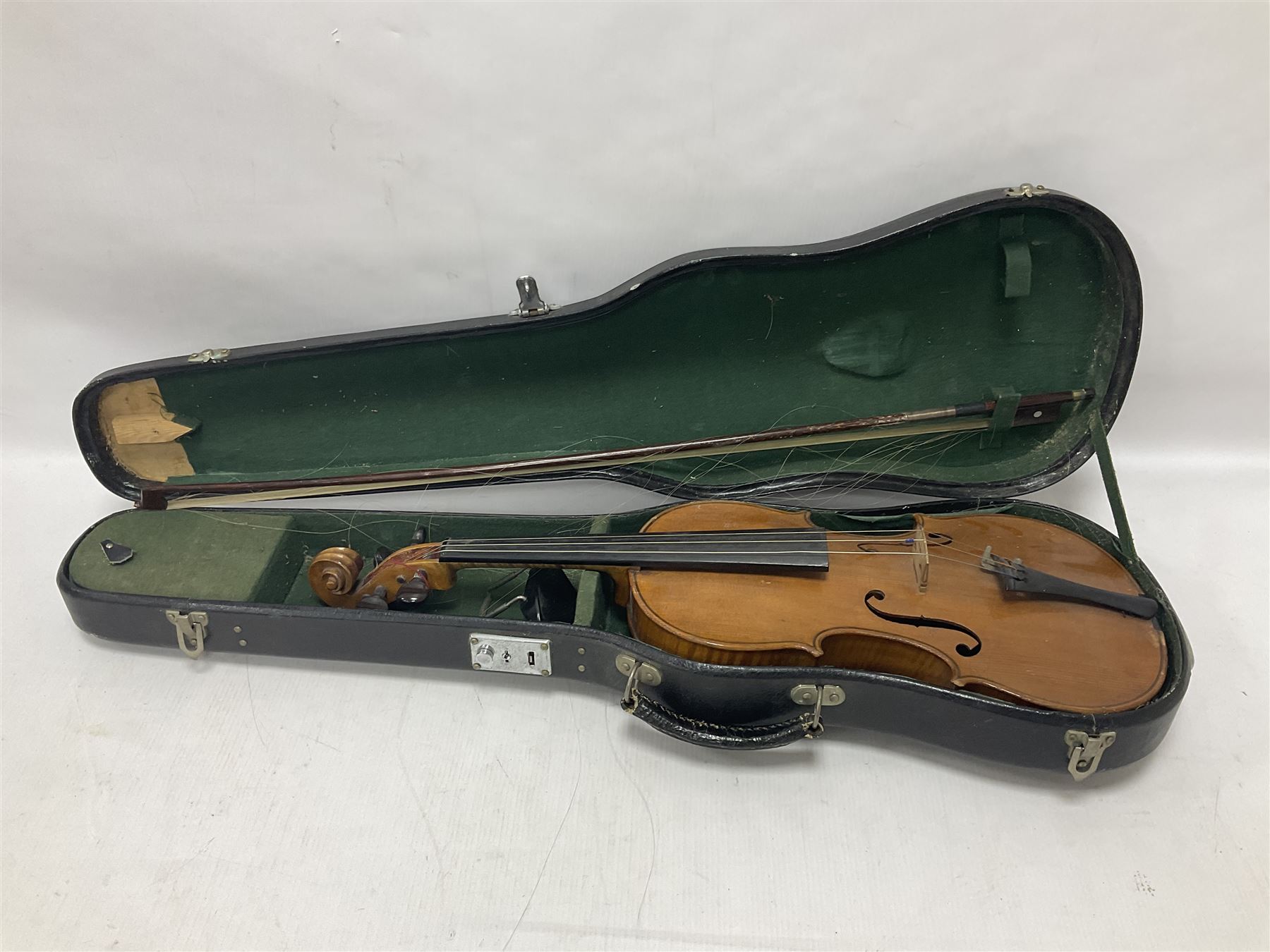 Early 20th century full size violin in a hard case with bow - Image 3 of 20