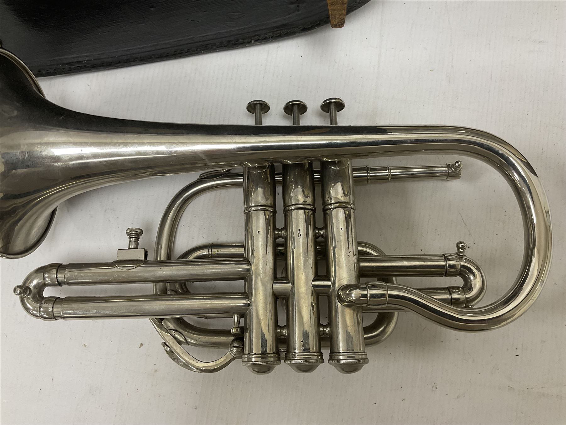 Silver plated series 5 B flat Cornet in fitted box with accessories - Image 6 of 21