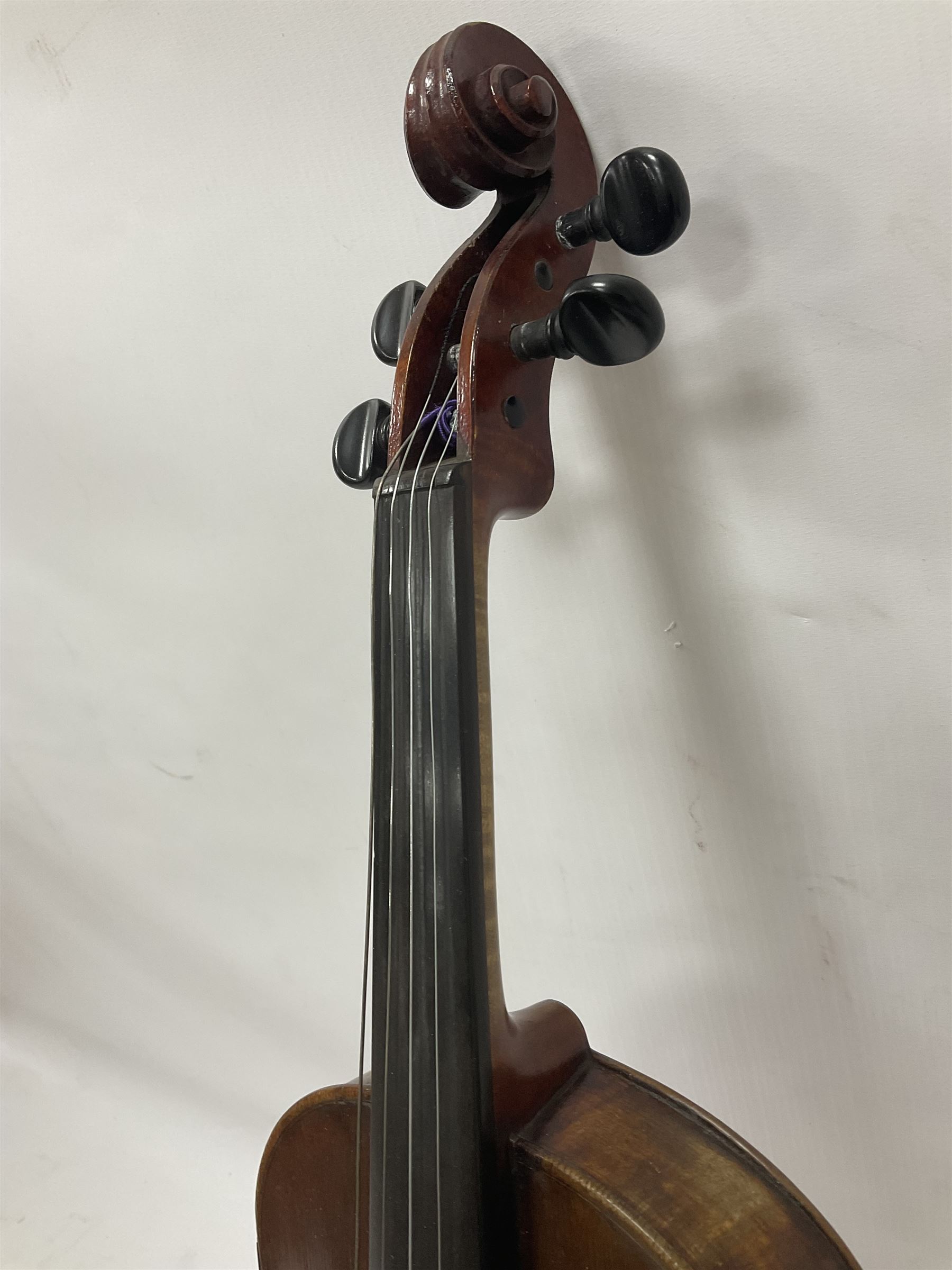 Full size violin and bow in a wooden constructed fitted case - Image 10 of 23