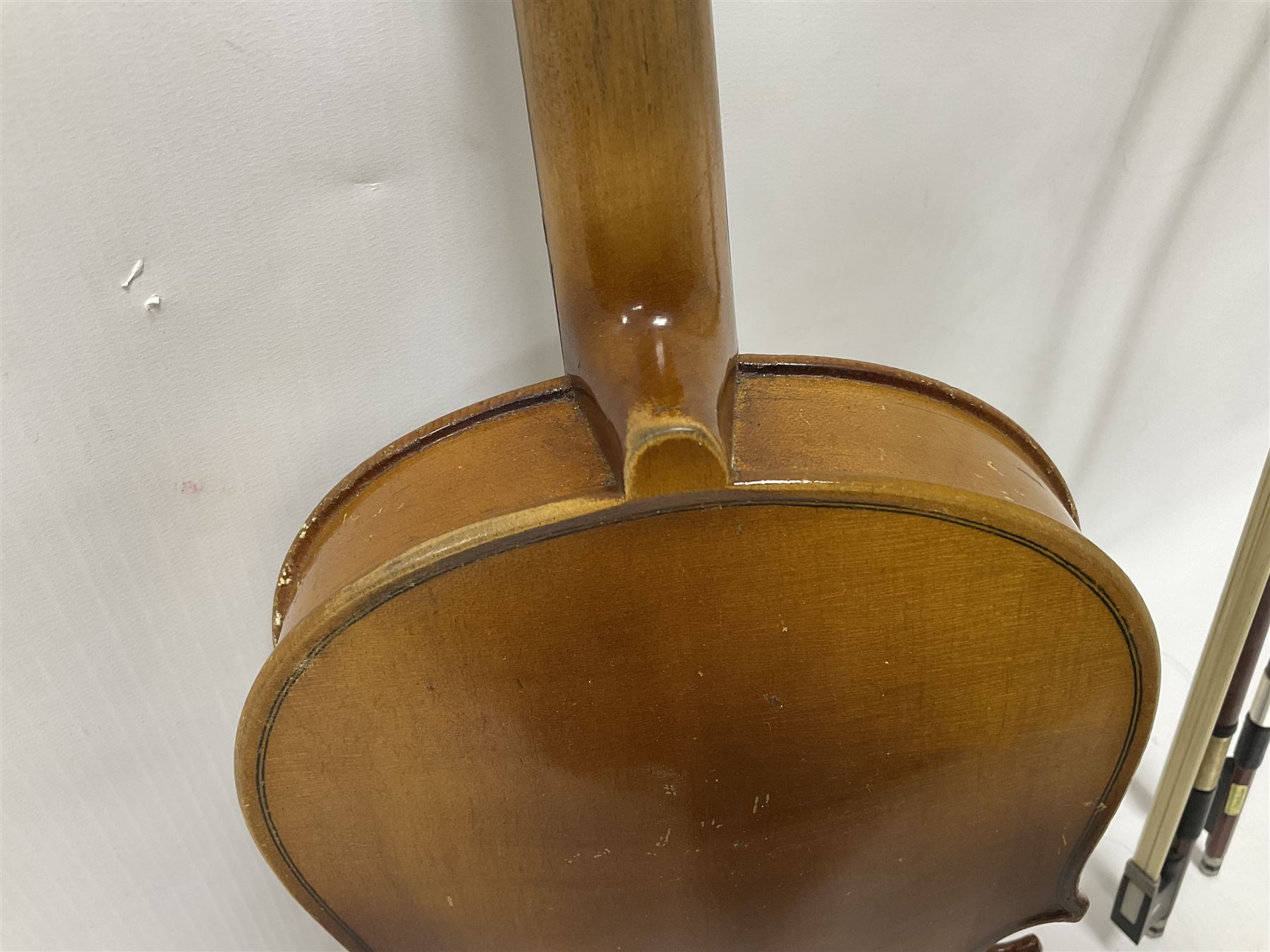 Full size Violin with a maple back and spruce top - Image 9 of 18