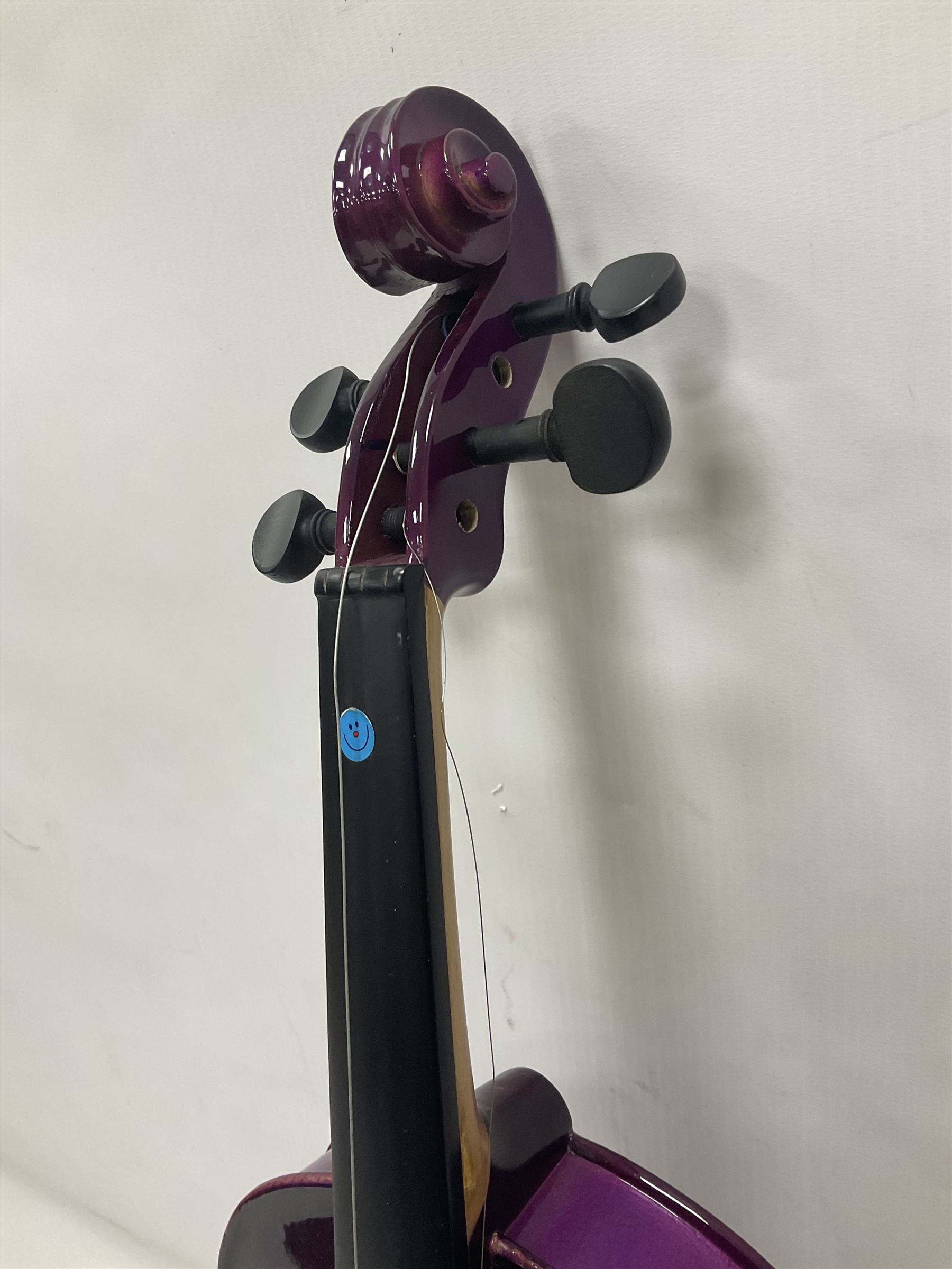 Intermusic 3/4 violin with a violet coloured solid wood body - Image 11 of 25