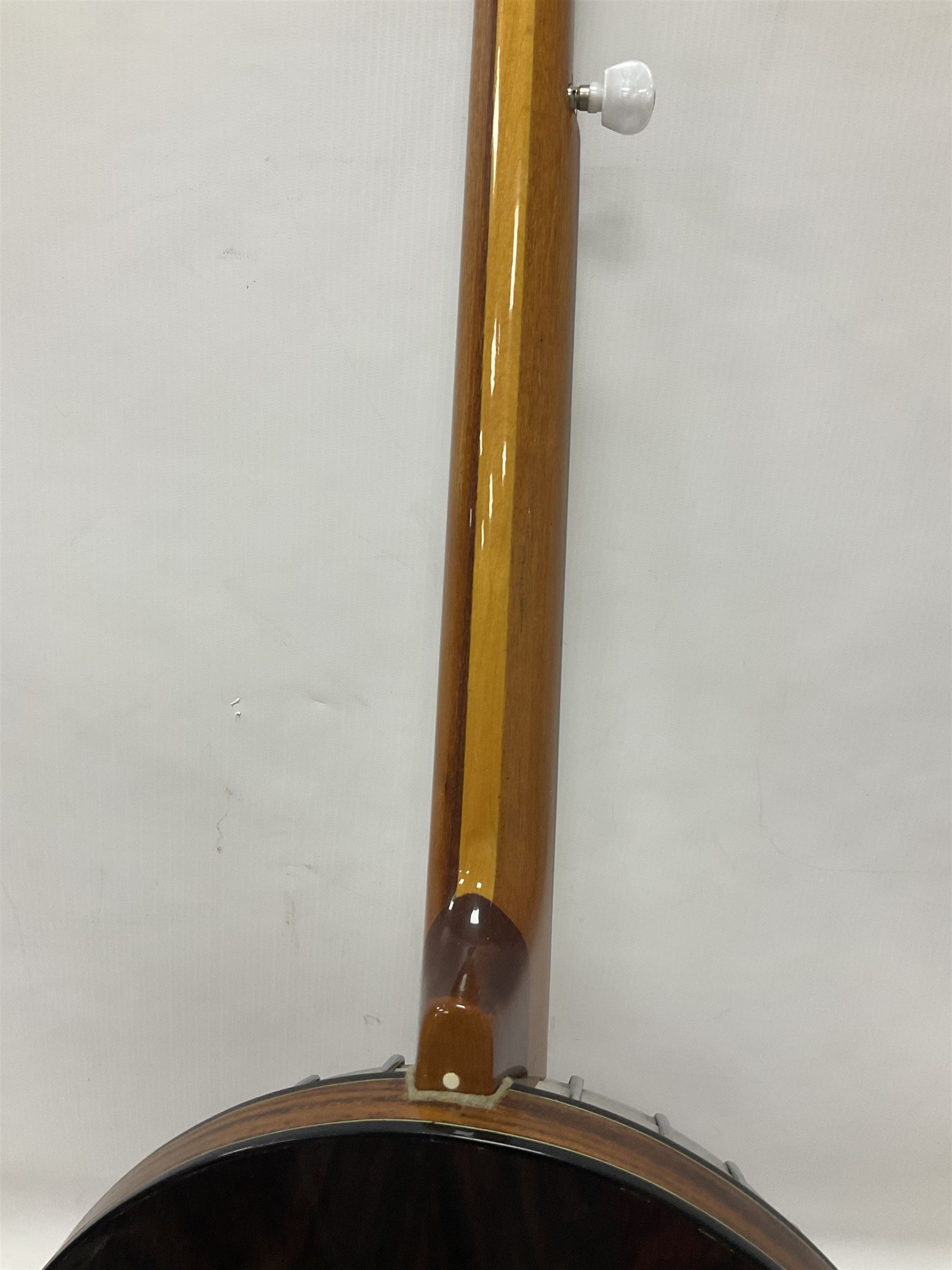 German 5-string contemporary banjo with a soft case - Image 14 of 17