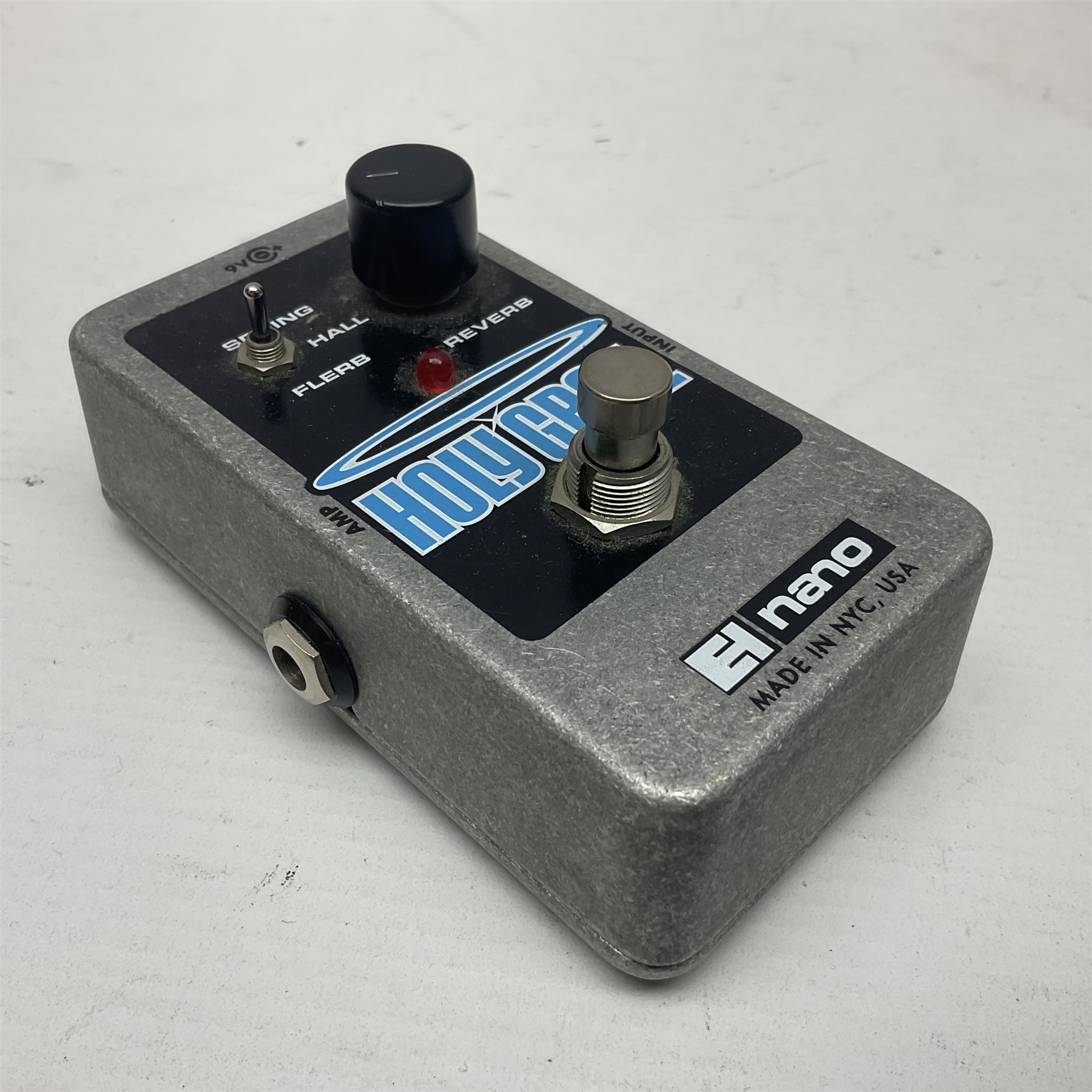 Electro Harmonix Nano Holy Grail guitar pedal and an Electro Harmonix Switch Blade channel selector - Image 2 of 8