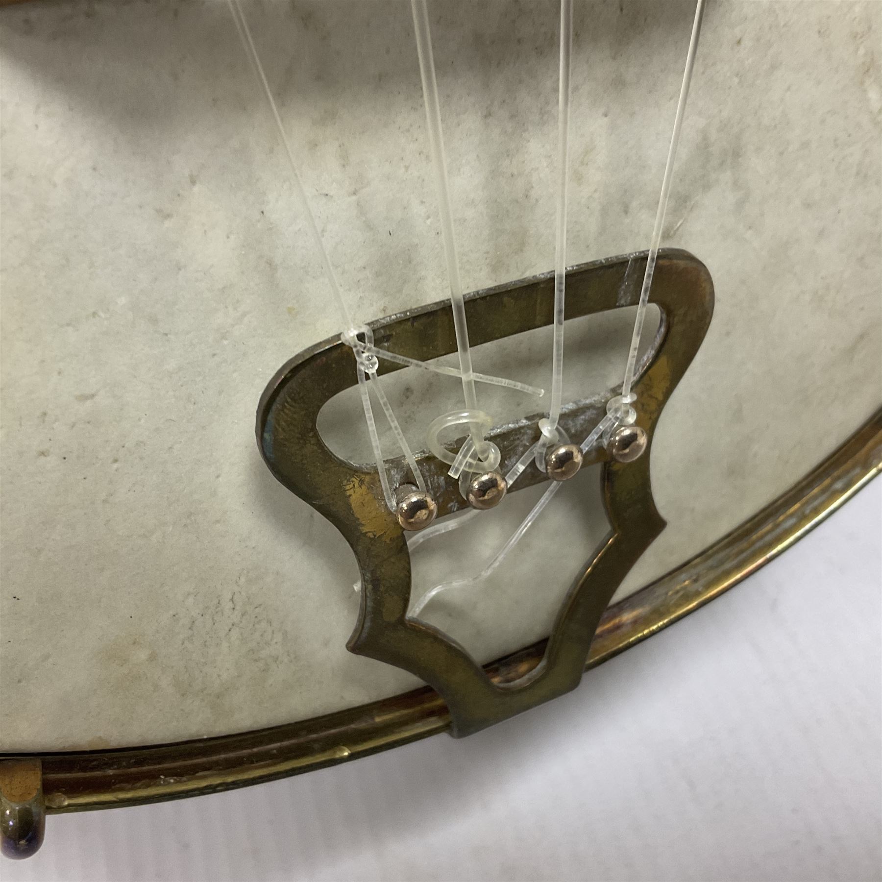 English Sunray 4-string mandolin in a shaped hard case - Image 5 of 20