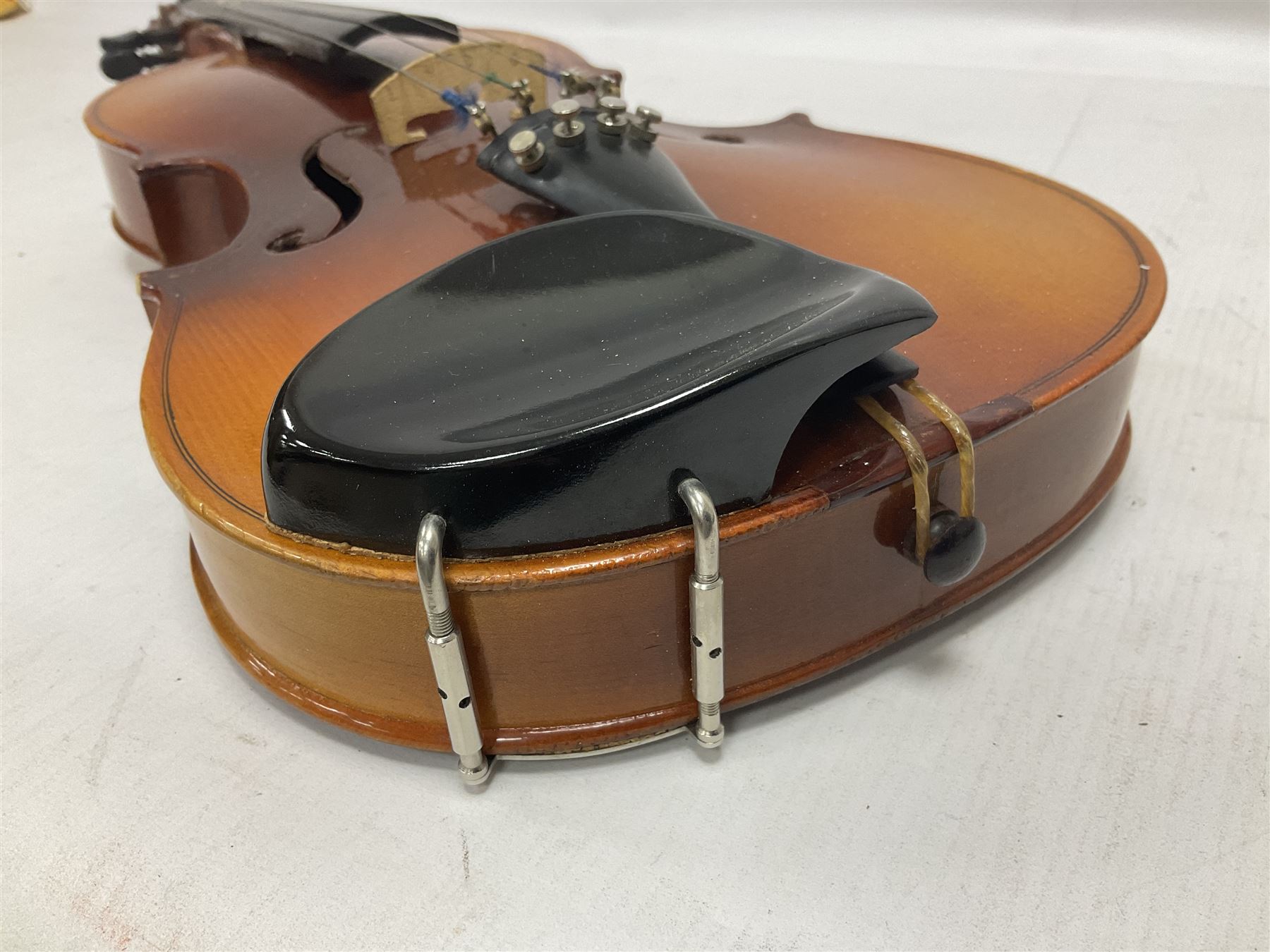 Full size violin with a maple back and ribs - Image 17 of 21