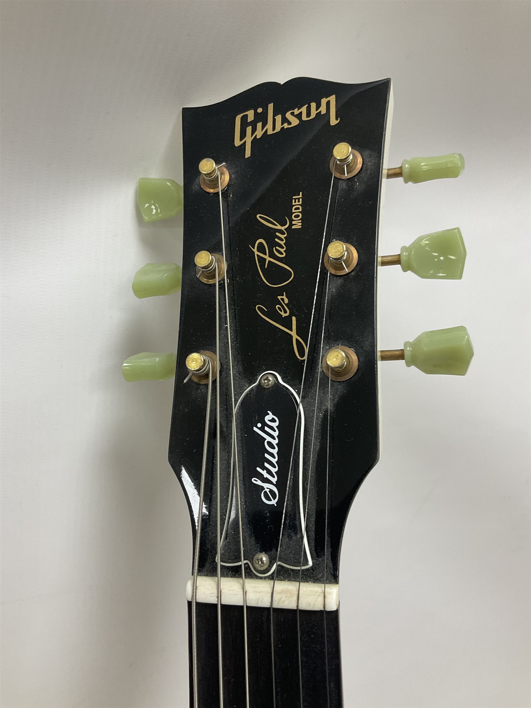 2010 Gibson Les Paul studio guitar - Image 12 of 24