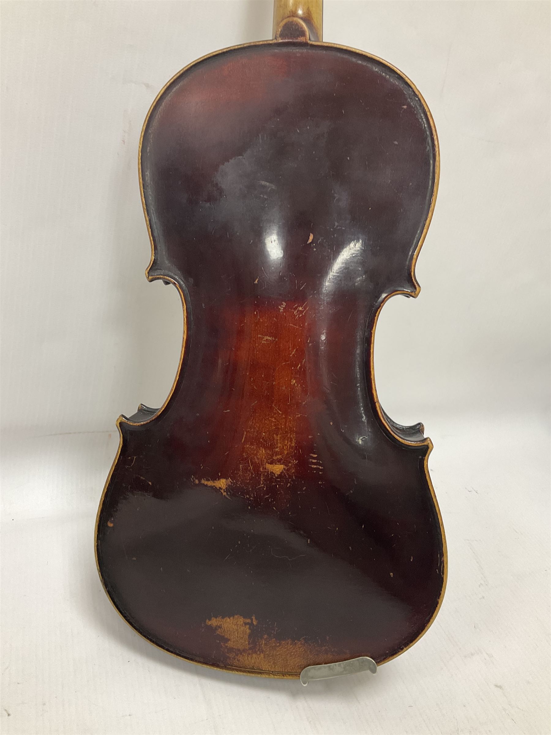 Neuner & Hornstiner early 20th century half size violin c1900 - Image 13 of 16