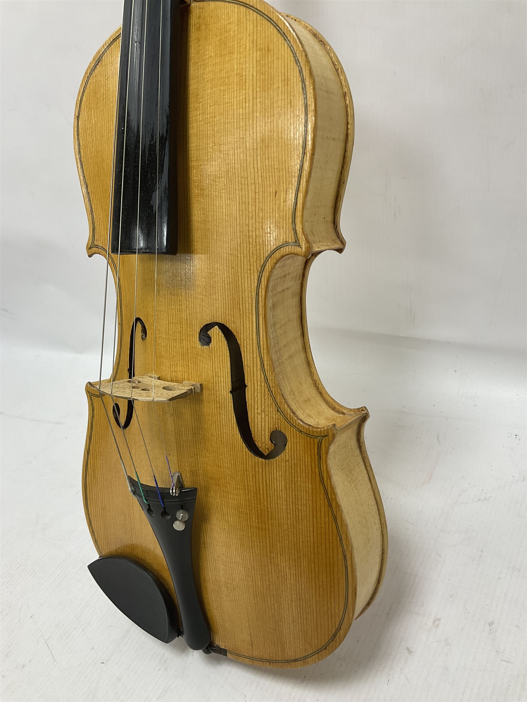 Copy of a full size Stradivarius violin with an ebonised fingerboard and tailpiece - Image 4 of 14