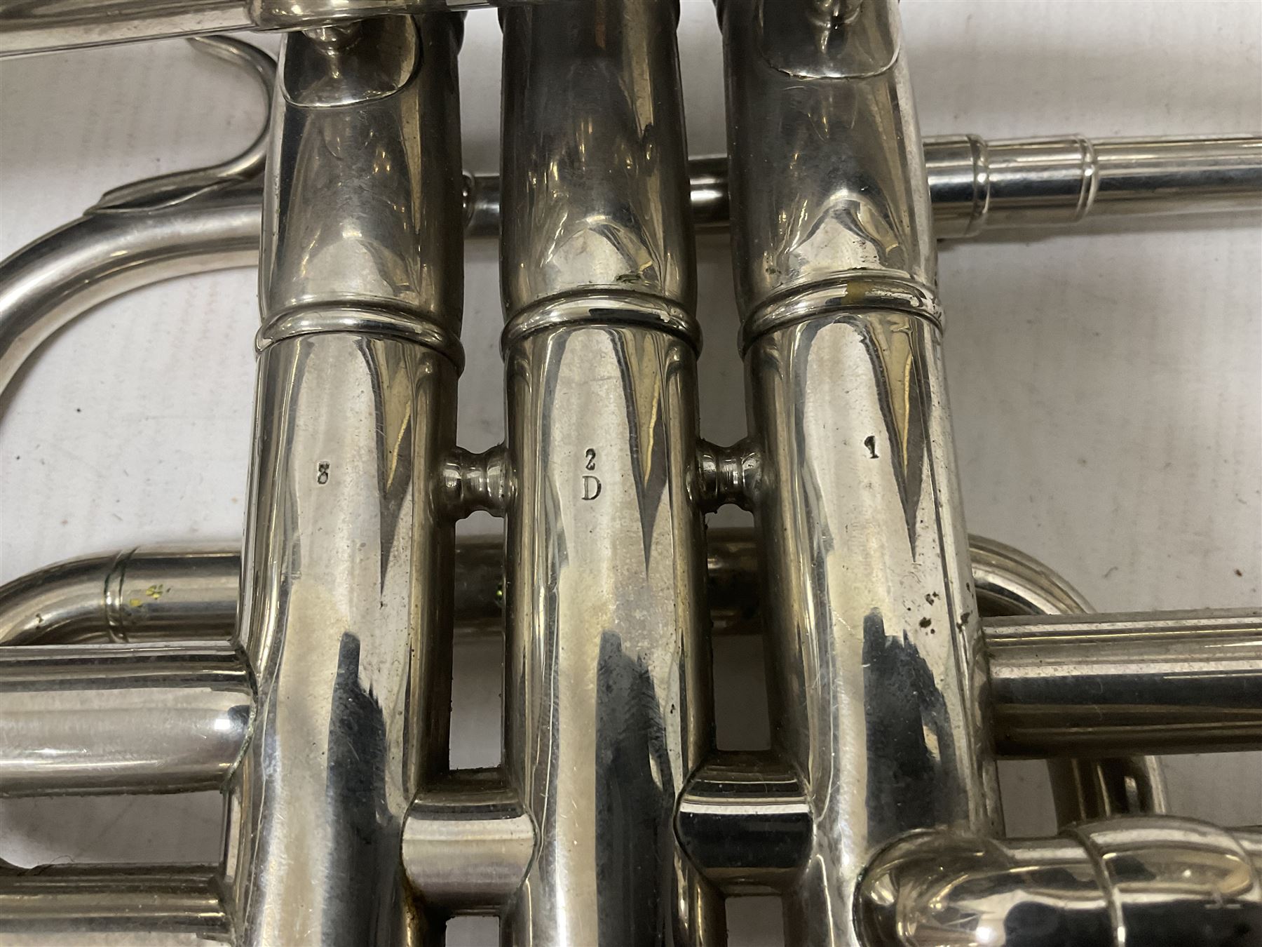 Silver plated series 5 B flat Cornet in fitted box with accessories - Image 7 of 21