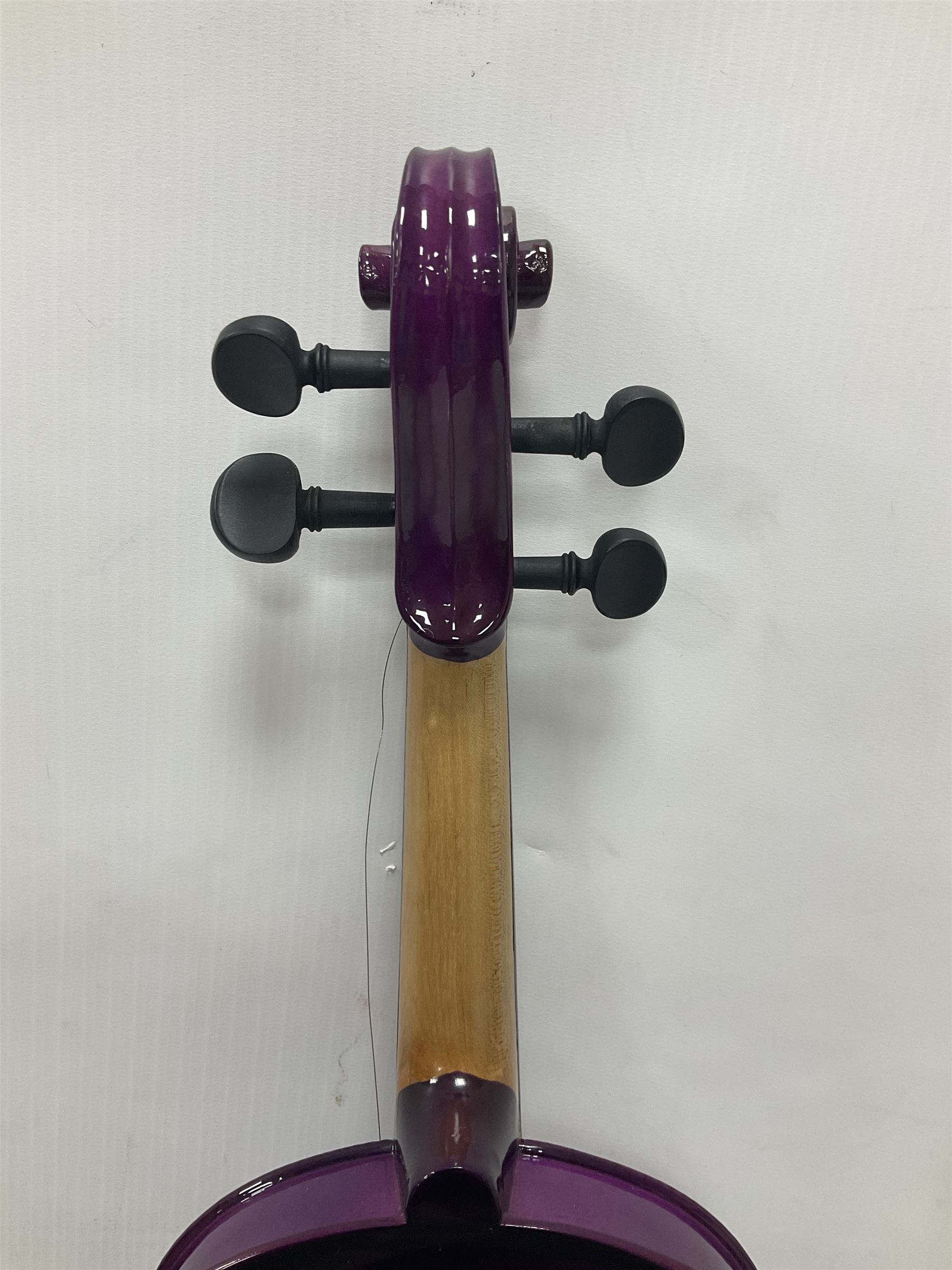 Intermusic 3/4 violin with a violet coloured solid wood body - Image 13 of 25