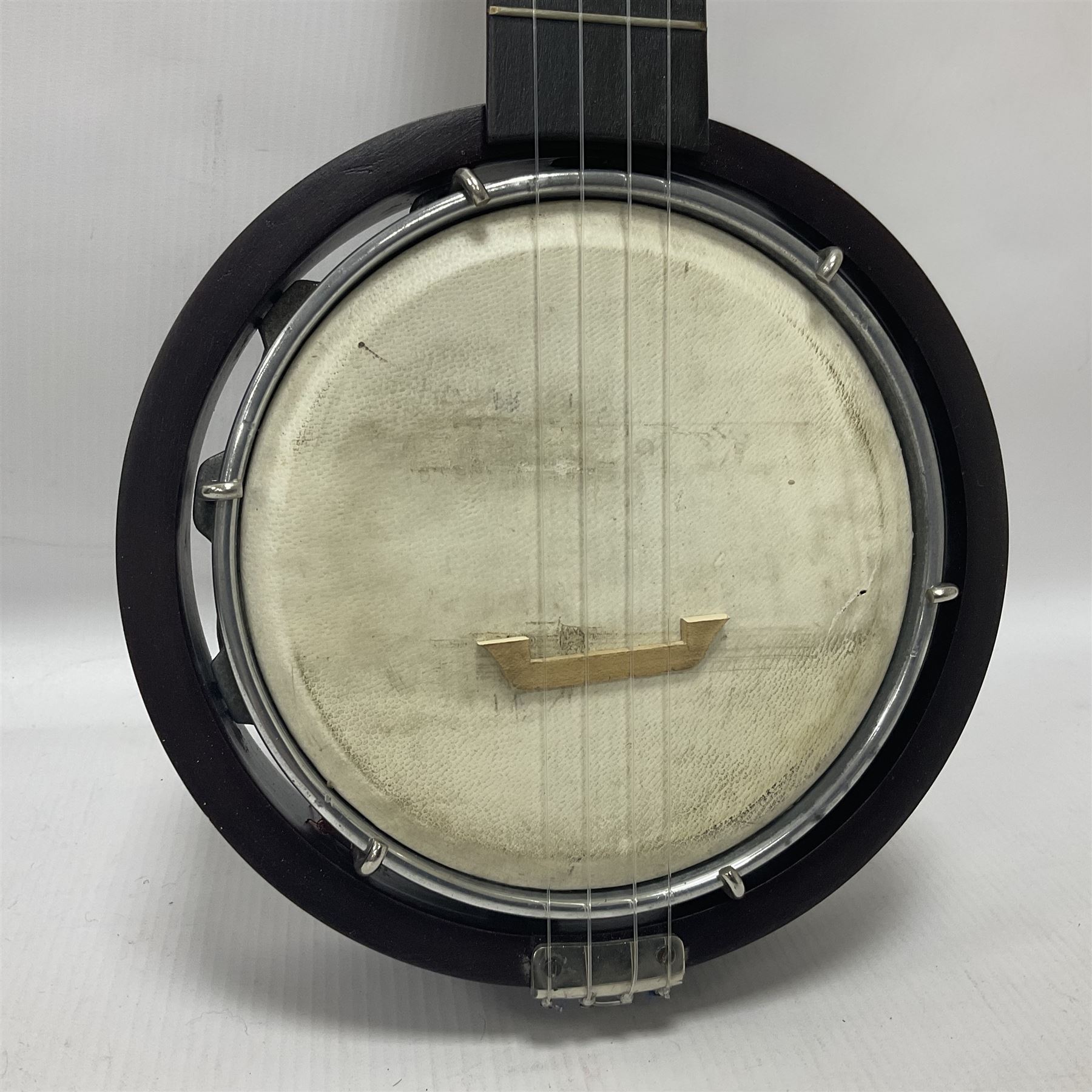 Keech 1920's four string model C Banjulele in its original case - Image 3 of 16