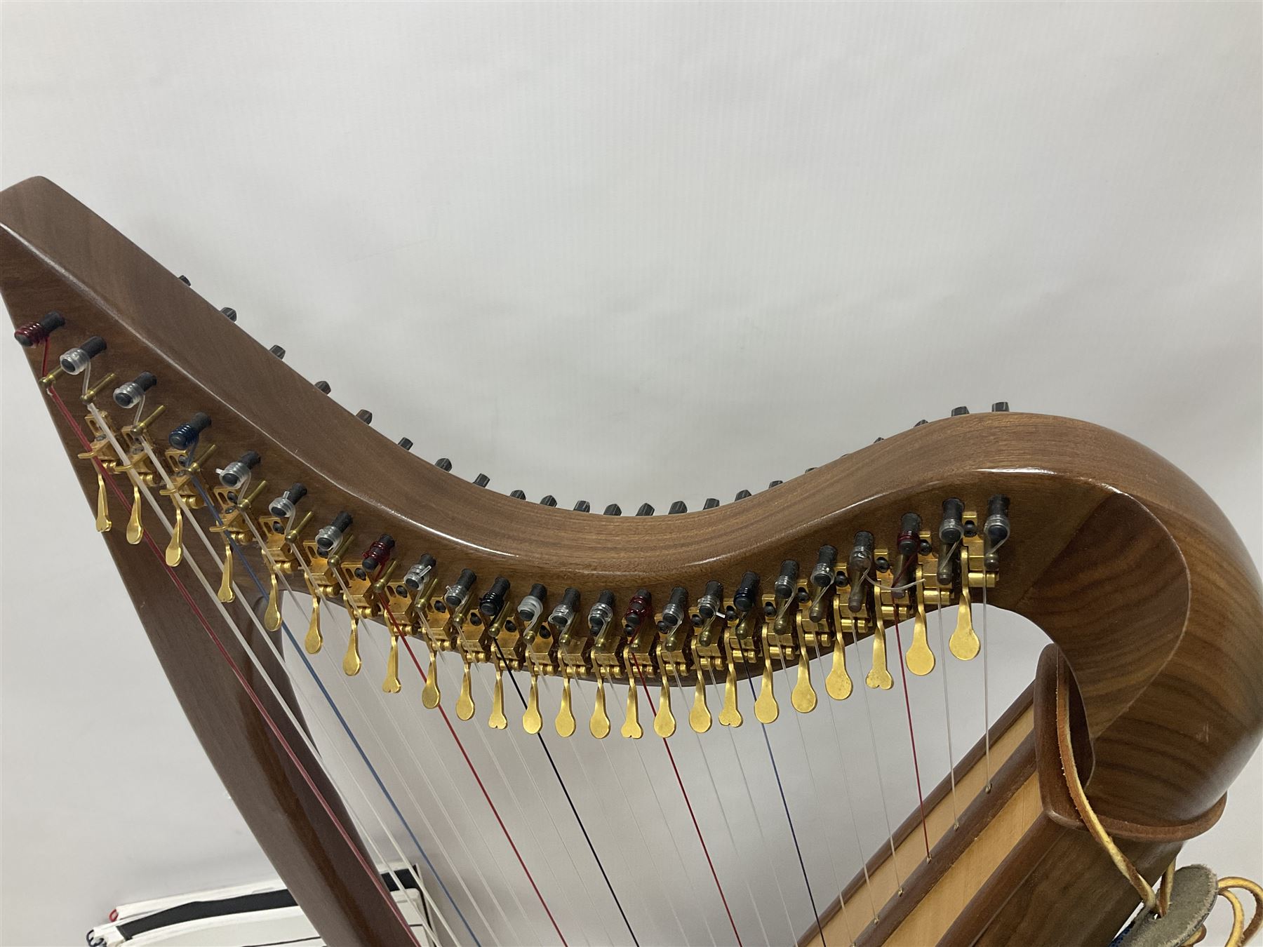 Contemporary 24 string Celtic or Irish Folk Harp with an Ash soundboard and 24 sharpening keys - Image 10 of 15