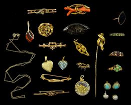 Collection of Victorian and later jewellery including five gold brooches