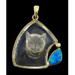 18ct gold rock crystal intaglio depicting a cat