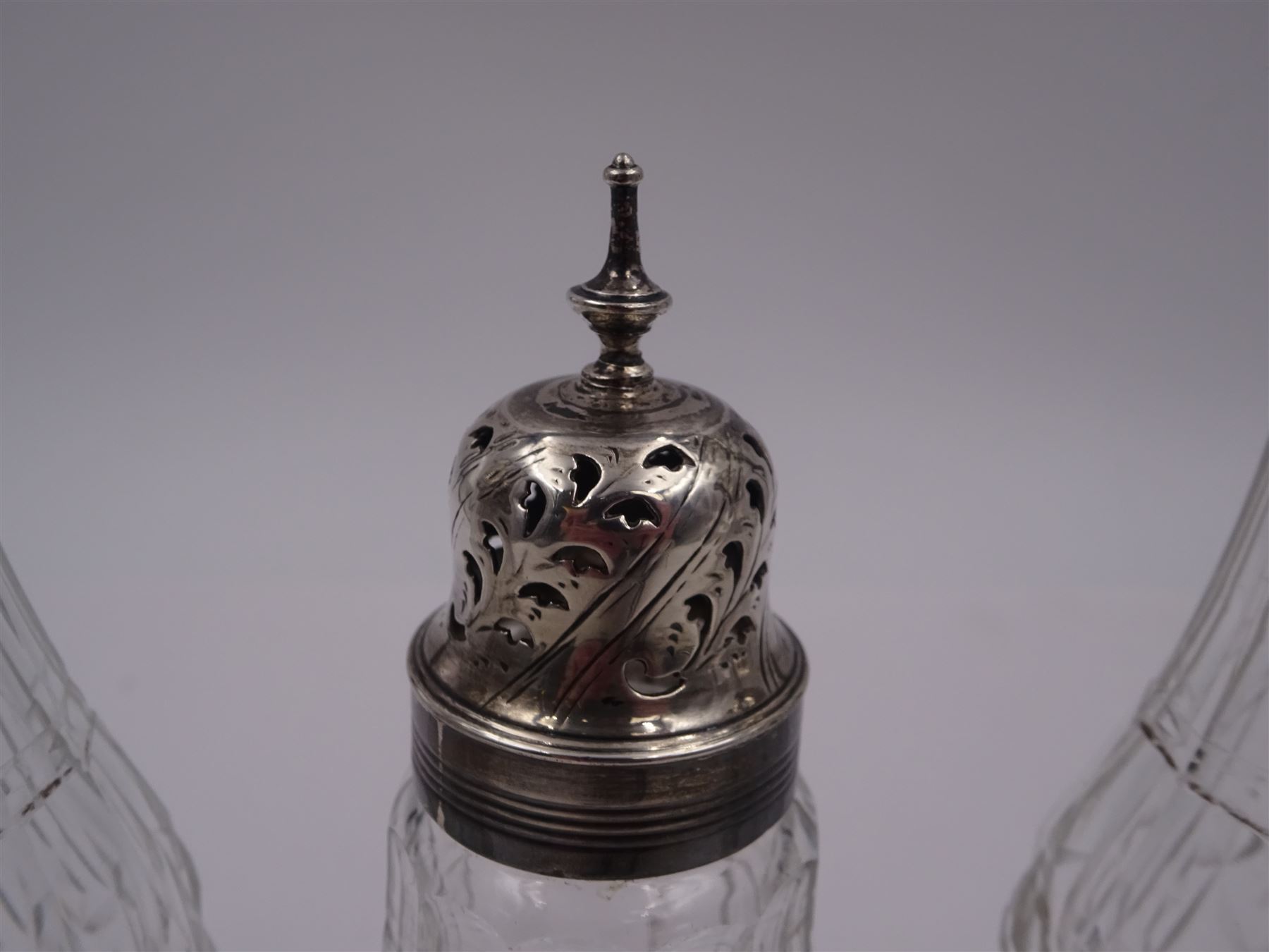 Late 18th century silver cruet stand - Image 23 of 27