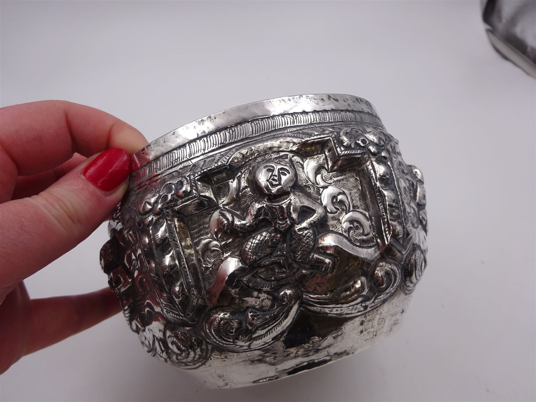 Burmese silver bowl - Image 4 of 5