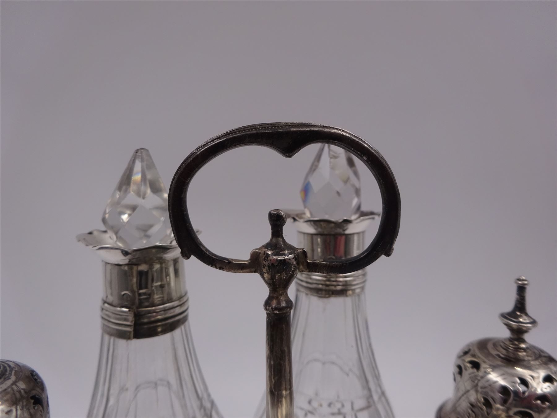 Late 18th century silver cruet stand - Image 5 of 27