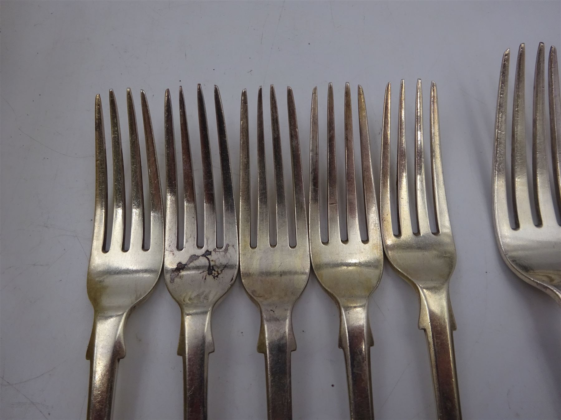 Victorian silver Fiddle pattern cutlery - Image 3 of 8