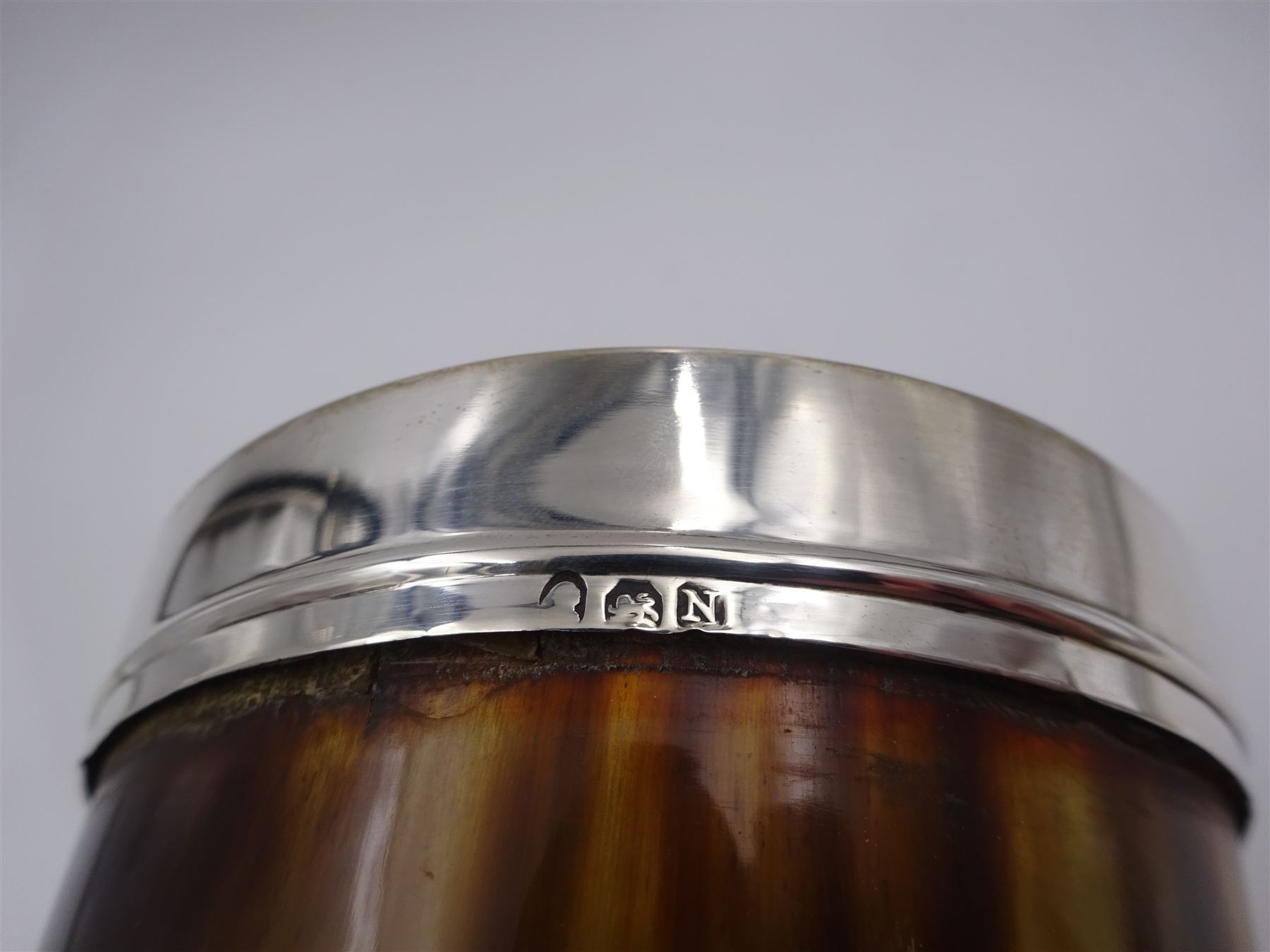 George III silver mounted horn cup - Image 2 of 7