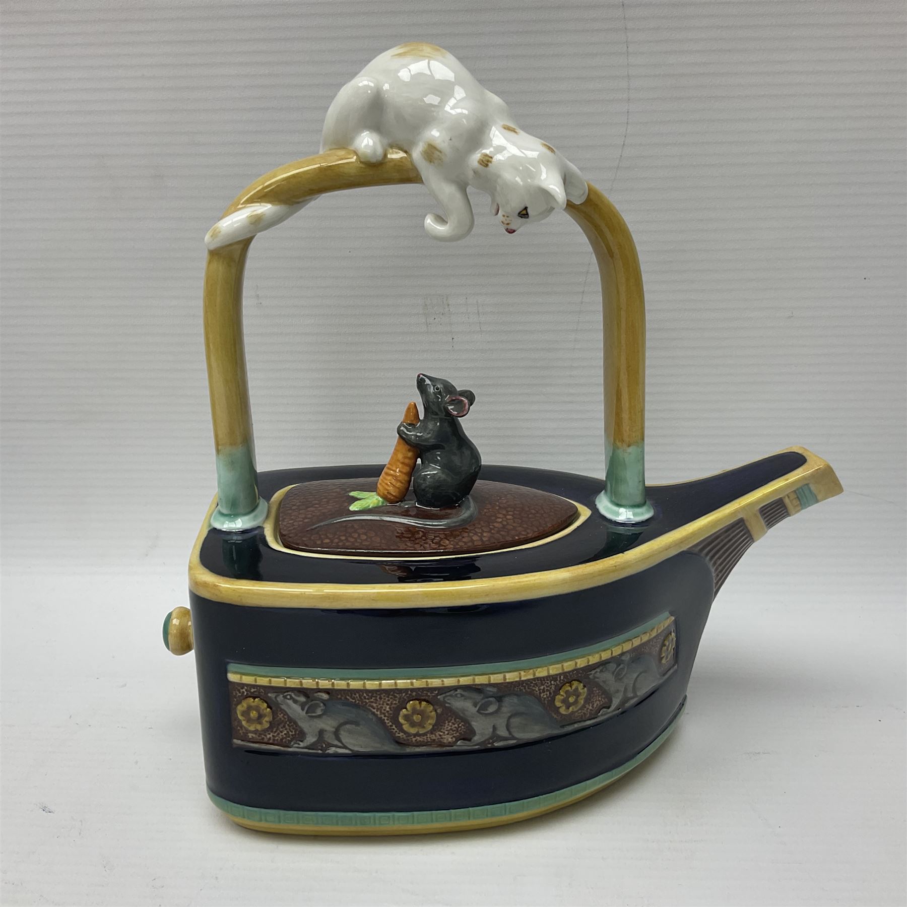 Minton Archive collection Cat & Mouse teapot - Image 2 of 12
