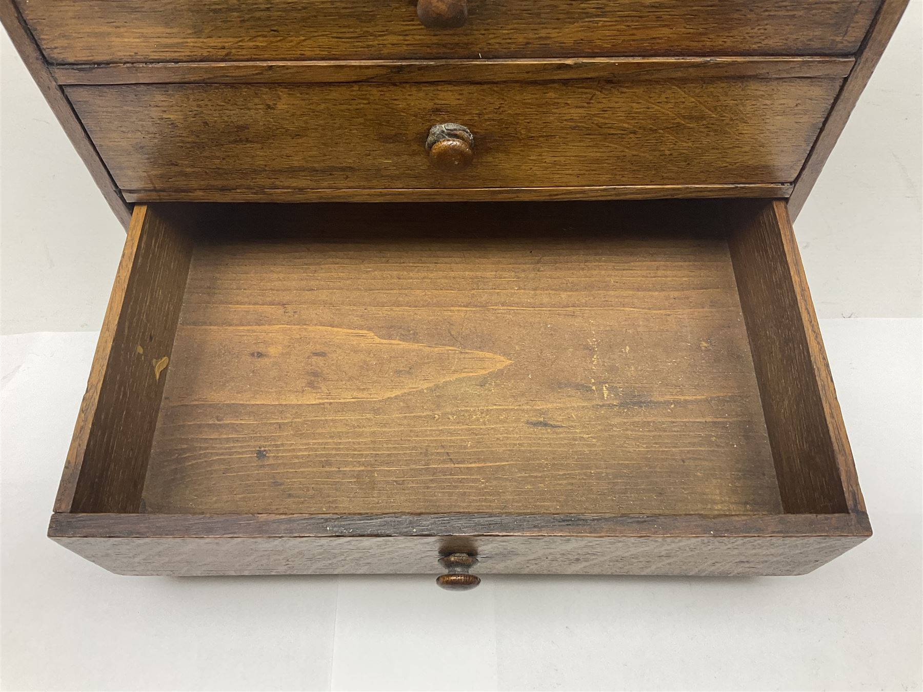 Oak tabletop chest with four drawers - Image 5 of 10