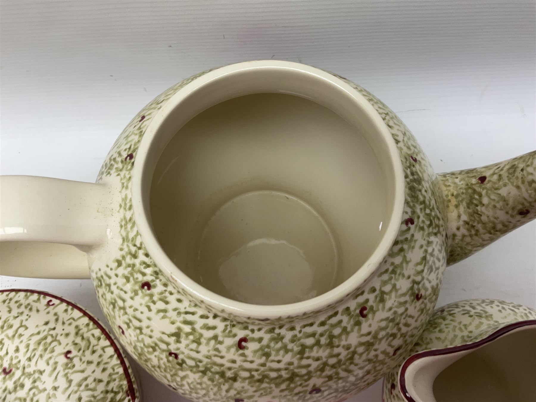 Emma Bridgewater for Betty's Tearoom teapot - Image 3 of 10
