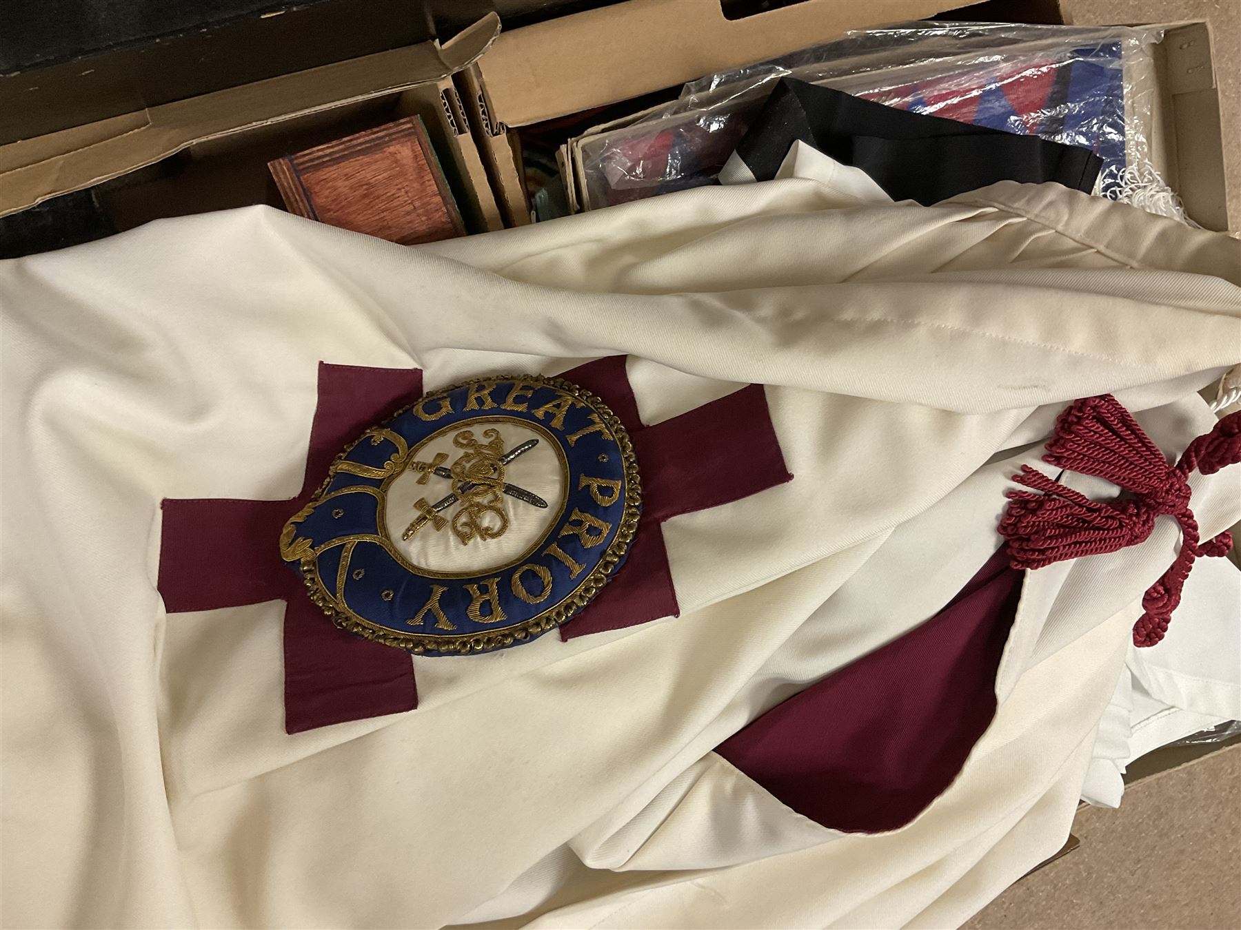 Masonic regalia - Image 13 of 22