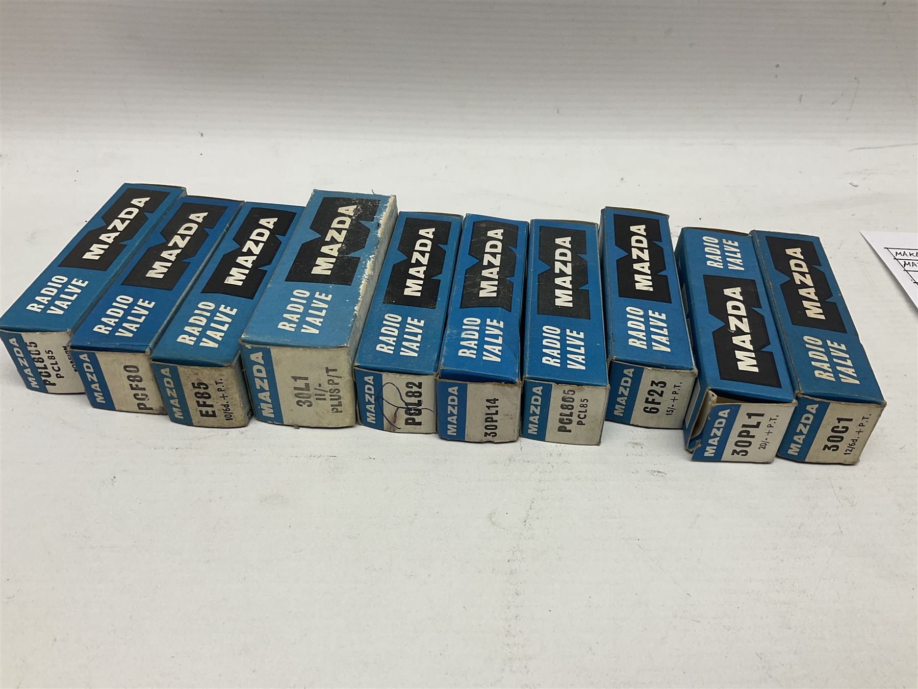 Collection of Mazda thermionic radio valves/vacuum tubes - Image 10 of 11