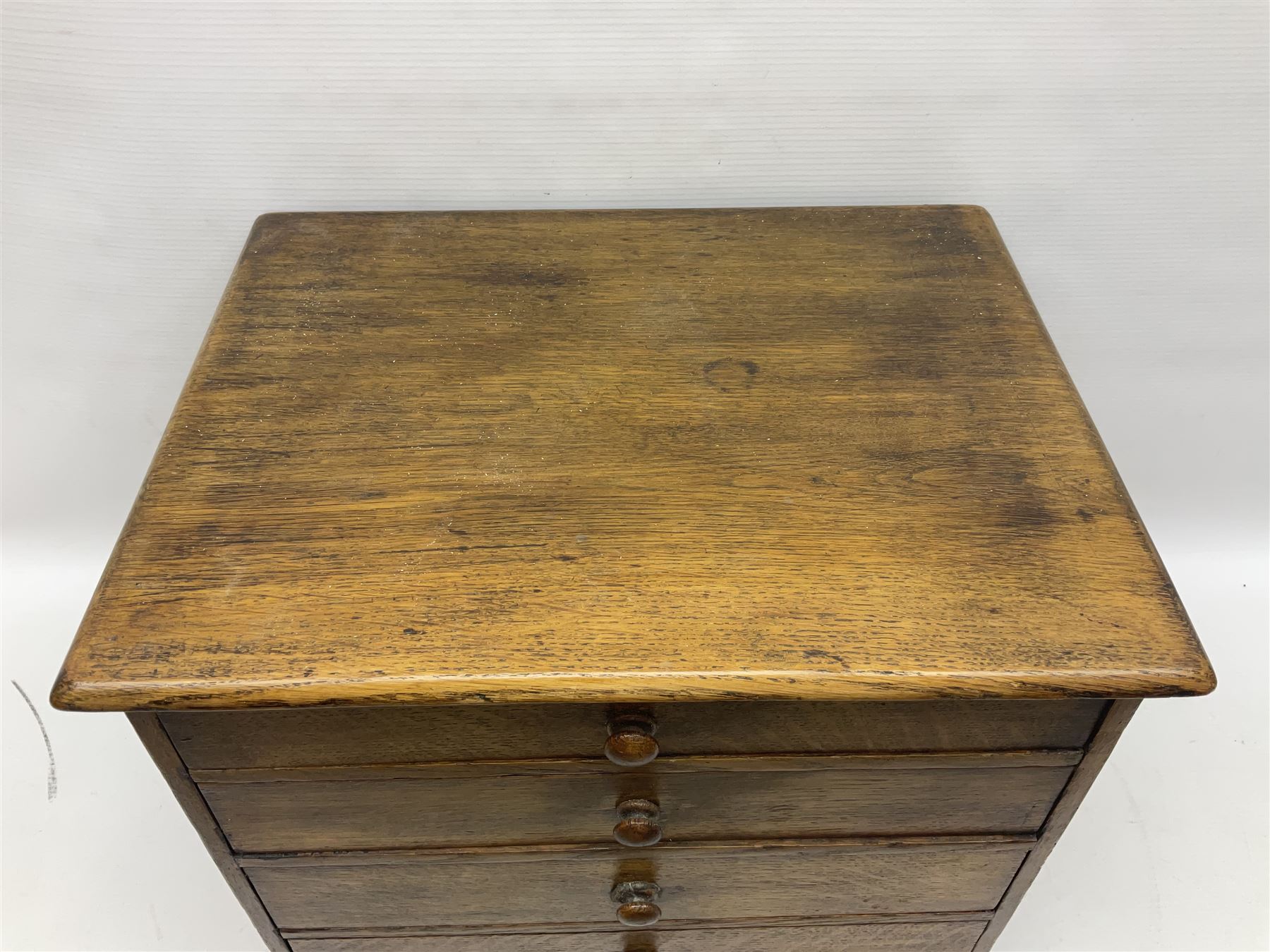 Oak tabletop chest with four drawers - Image 6 of 10