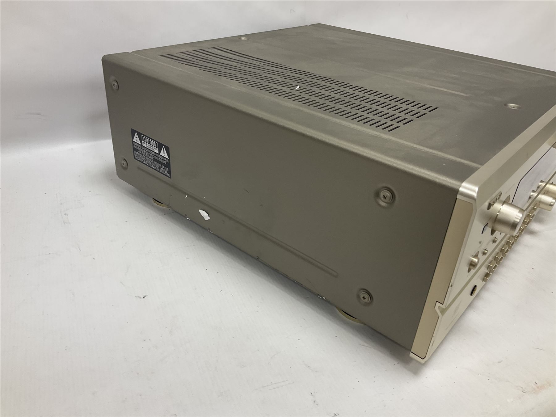 Denon AVC-A10SE surround amplifier - Image 6 of 16