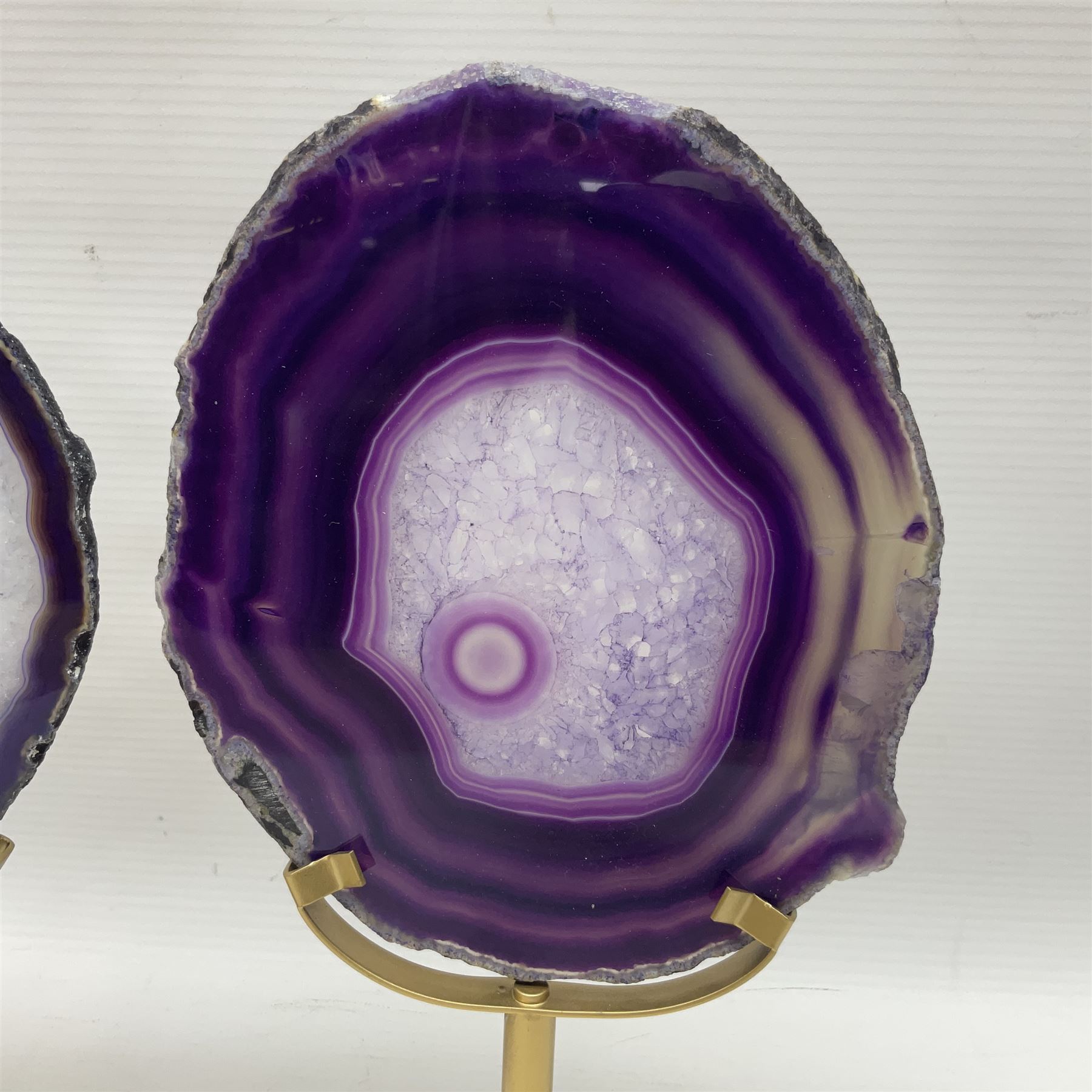 Pair of purple agate slices - Image 3 of 11