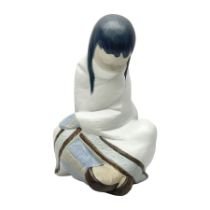 Large Lladro Gres figure Eskimo Girl no. 2008 designed by Juan Huerta