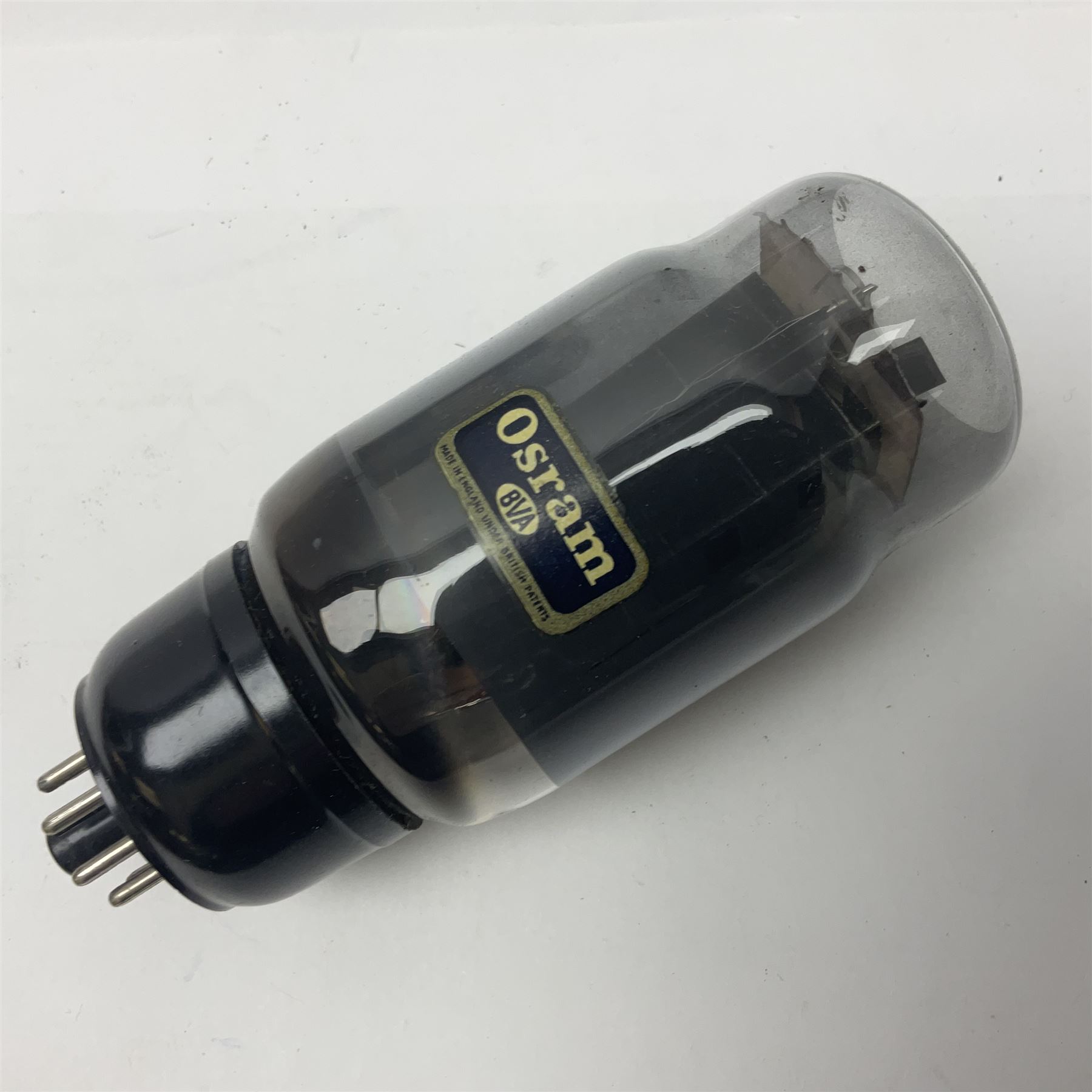 Two Osram thermionic radio valves/vacuum tubes KT66 - Image 8 of 14