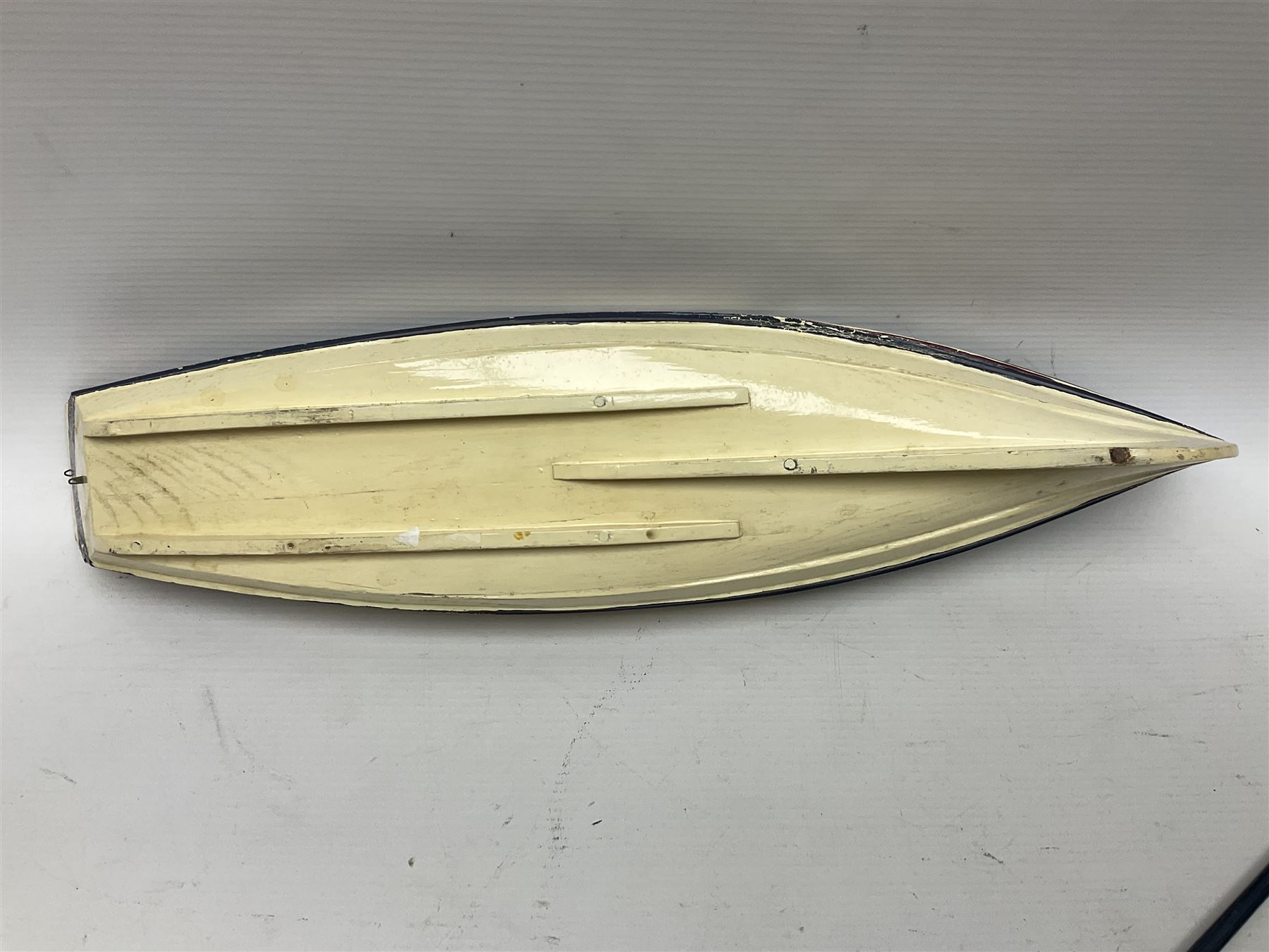 Wooden model of the Whitby coble boat WY254 'Mizpah' L48cm - Image 10 of 11