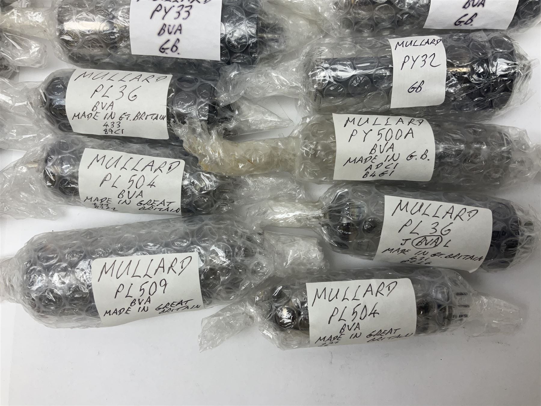 Collection of Mullard thermionic radio valves/vacuum tubes - Image 12 of 13