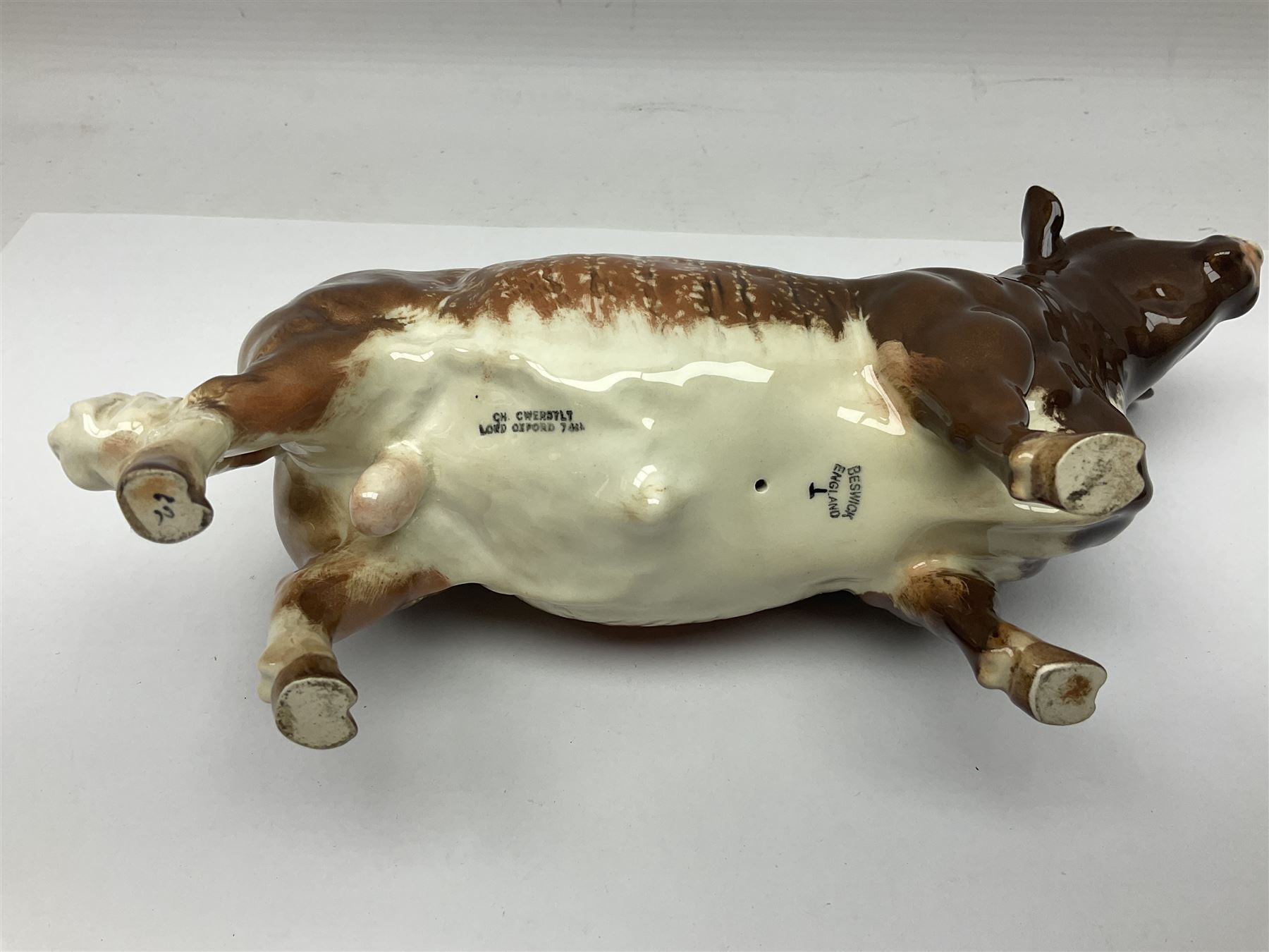 Beswick Dairy Shorthorn Bull Ch. 'Gwersylt Lord Oxford 74th' - Image 5 of 7