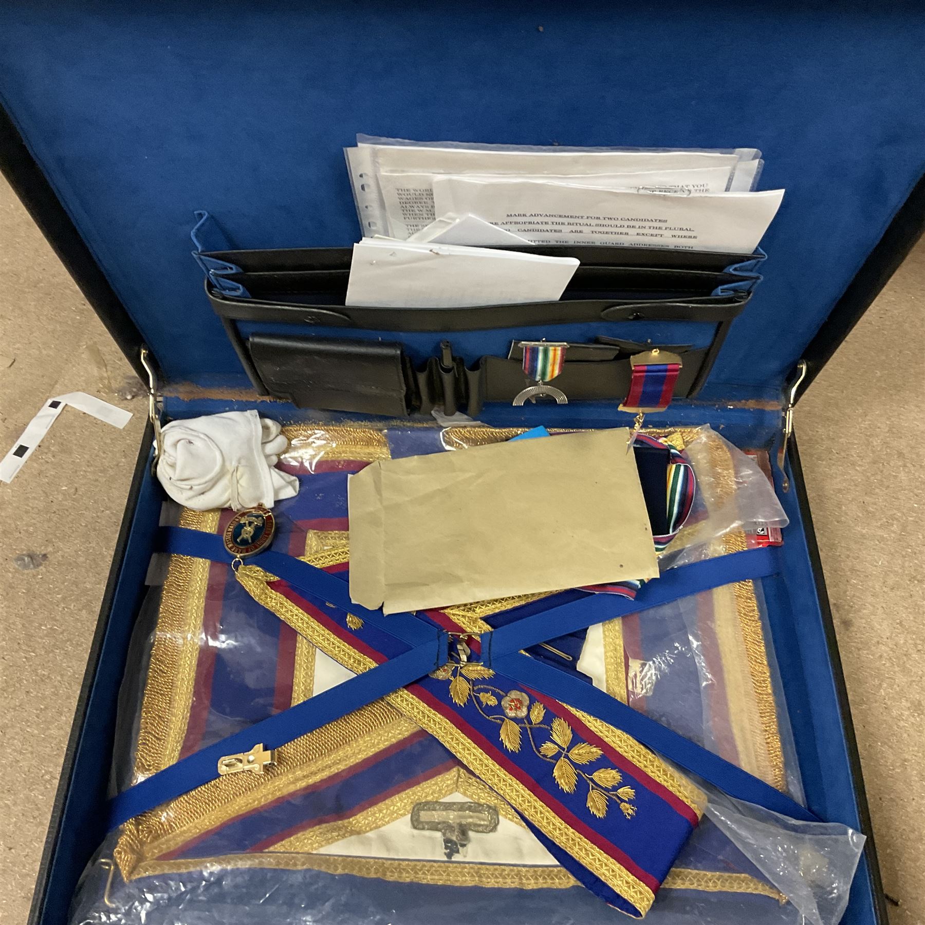 Masonic regalia - Image 21 of 22