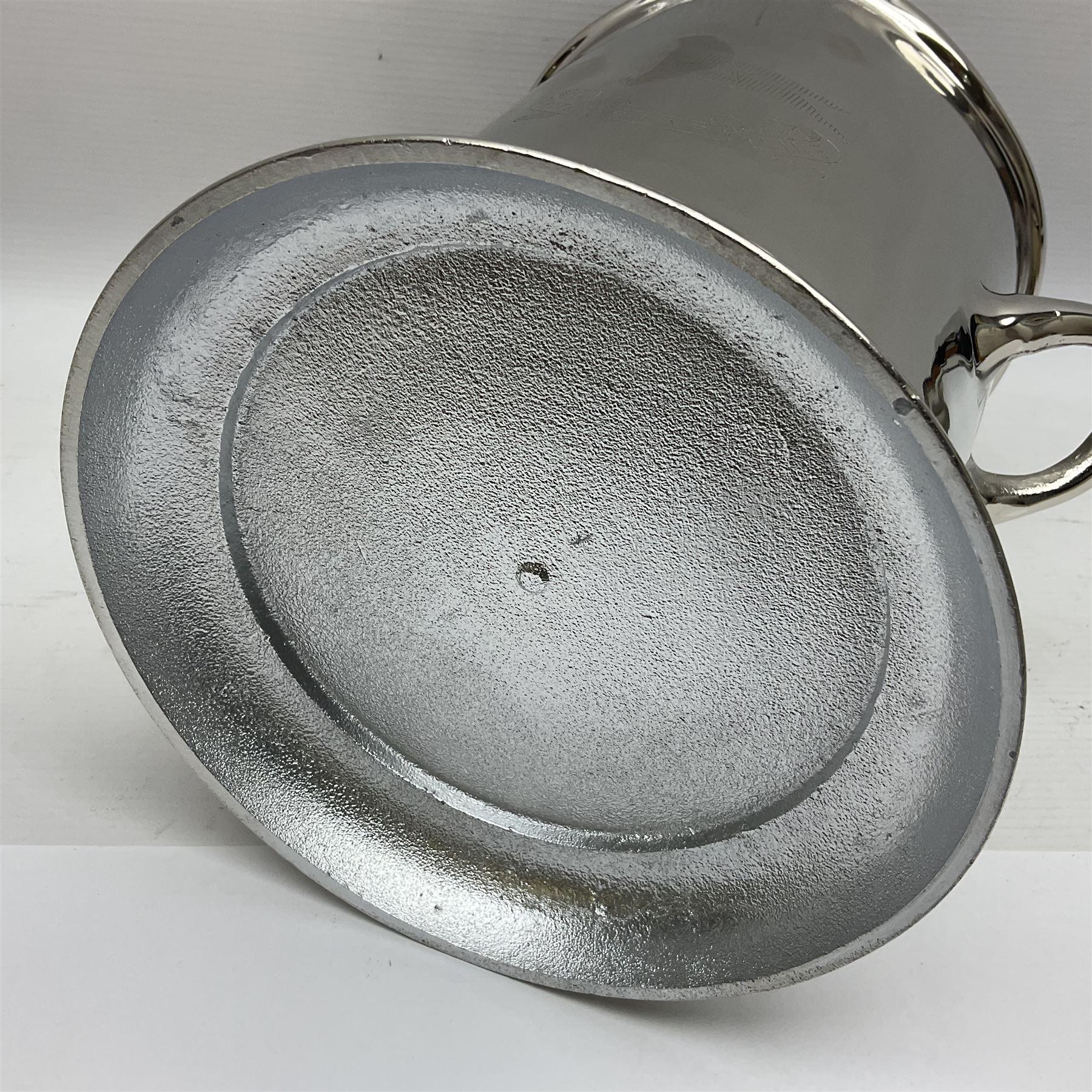 Polished modern aluminium champagne bucket inscribed White Star Line - Image 6 of 6