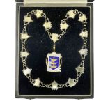 1920s 9ct gold enamel pendant inscribed 'Hull Municipal Technical College Old Boys Association'